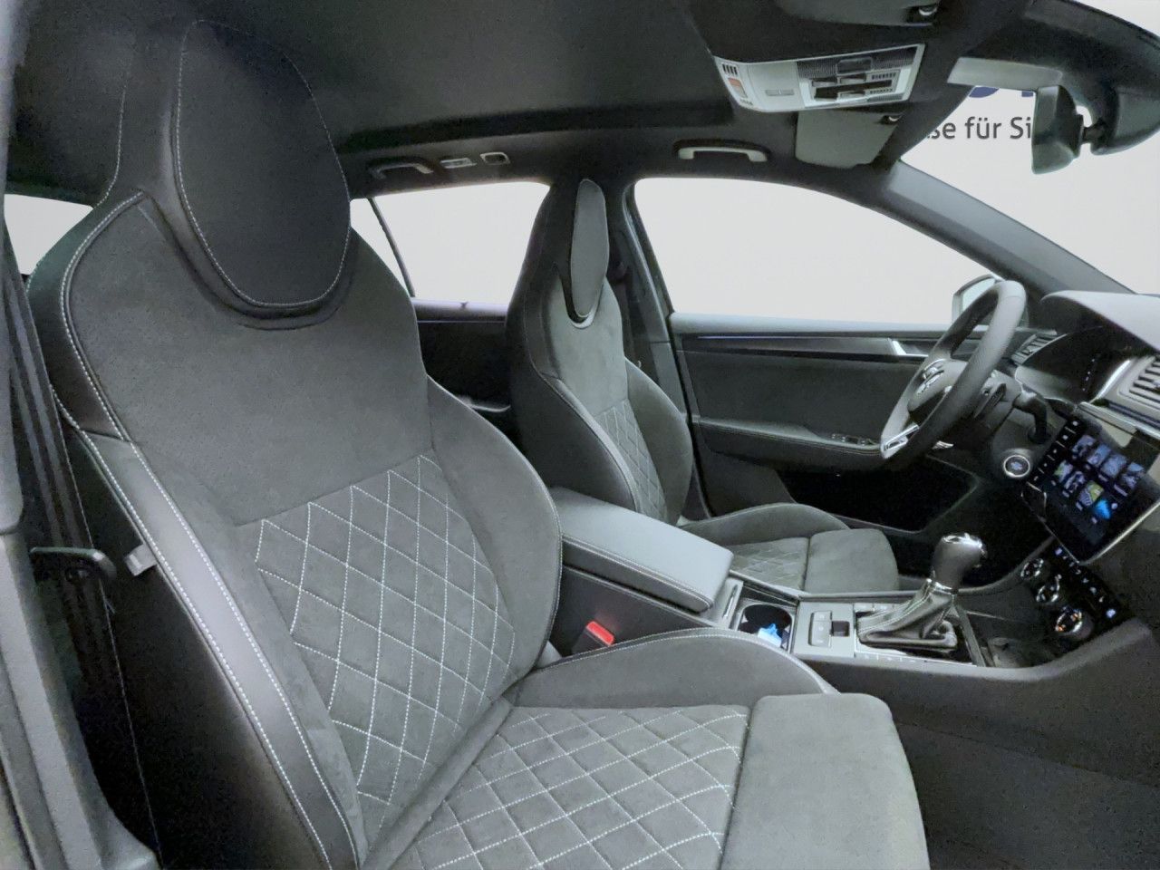Skoda Superb COMBI SPORTLINEAHK STANDH PANO 360°-KAM MATRIX VOLL!!!