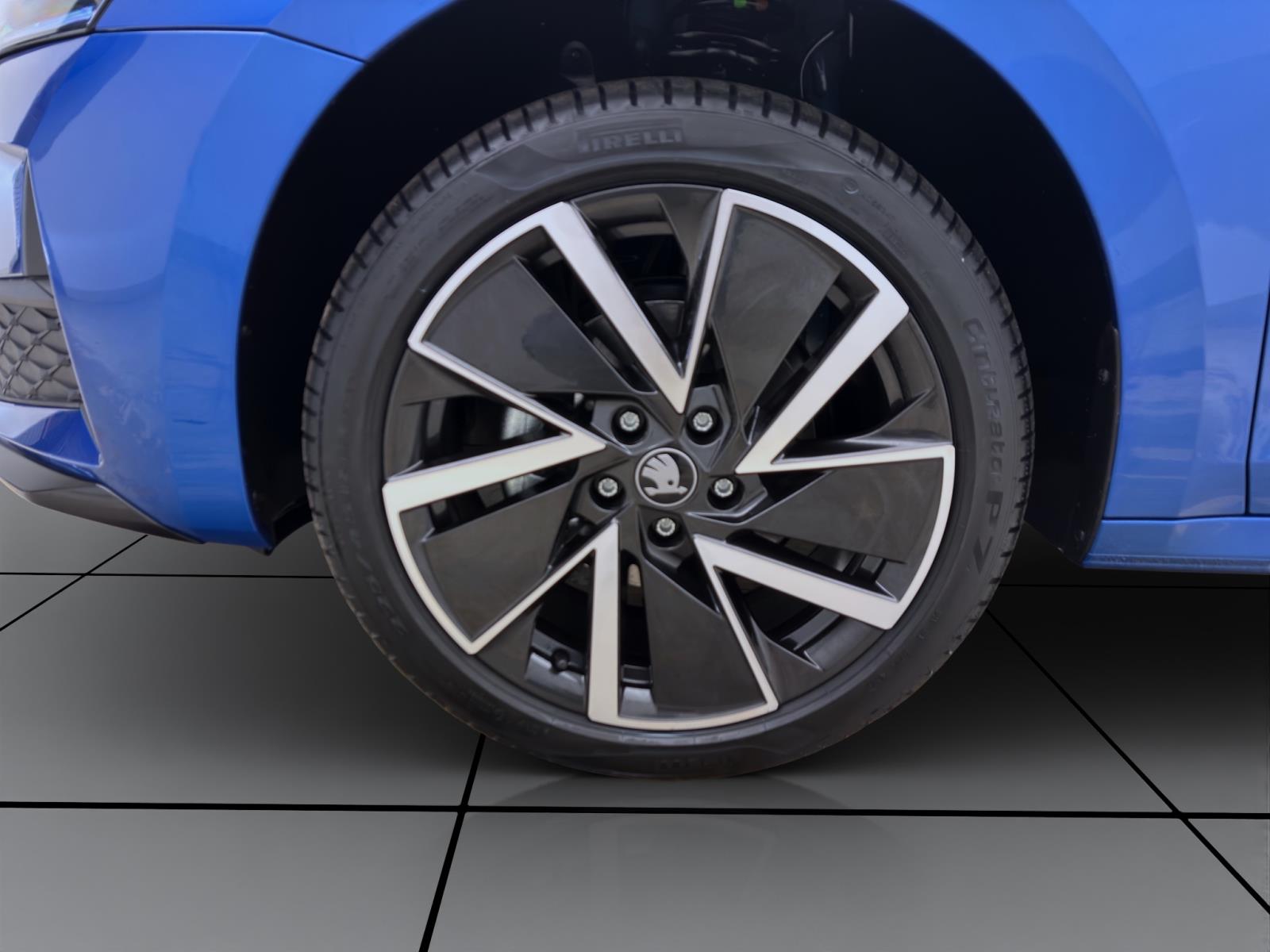 Skoda Octavia COMBI SPORTLINE NAV+ ACC KAM CANTON WINTER & KOMFORT-P.