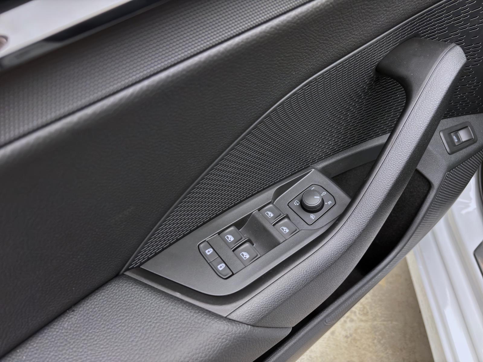 Skoda Octavia COMBI SPORTLINE NAV+ KAM LED 18 WINTER & KOMFORT-P.
