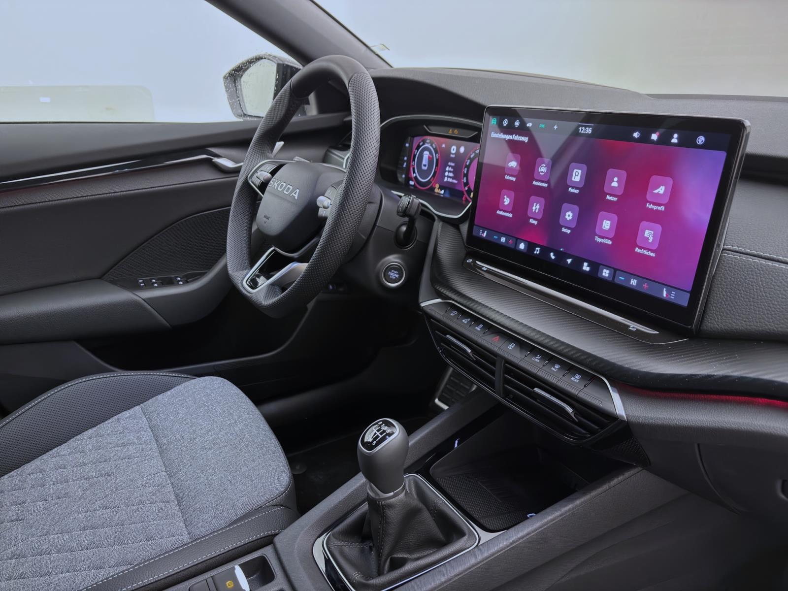 Skoda Octavia COMBI SPORTLINE NAV+ KAM LED 18 WINTER & KOMFORT-P.