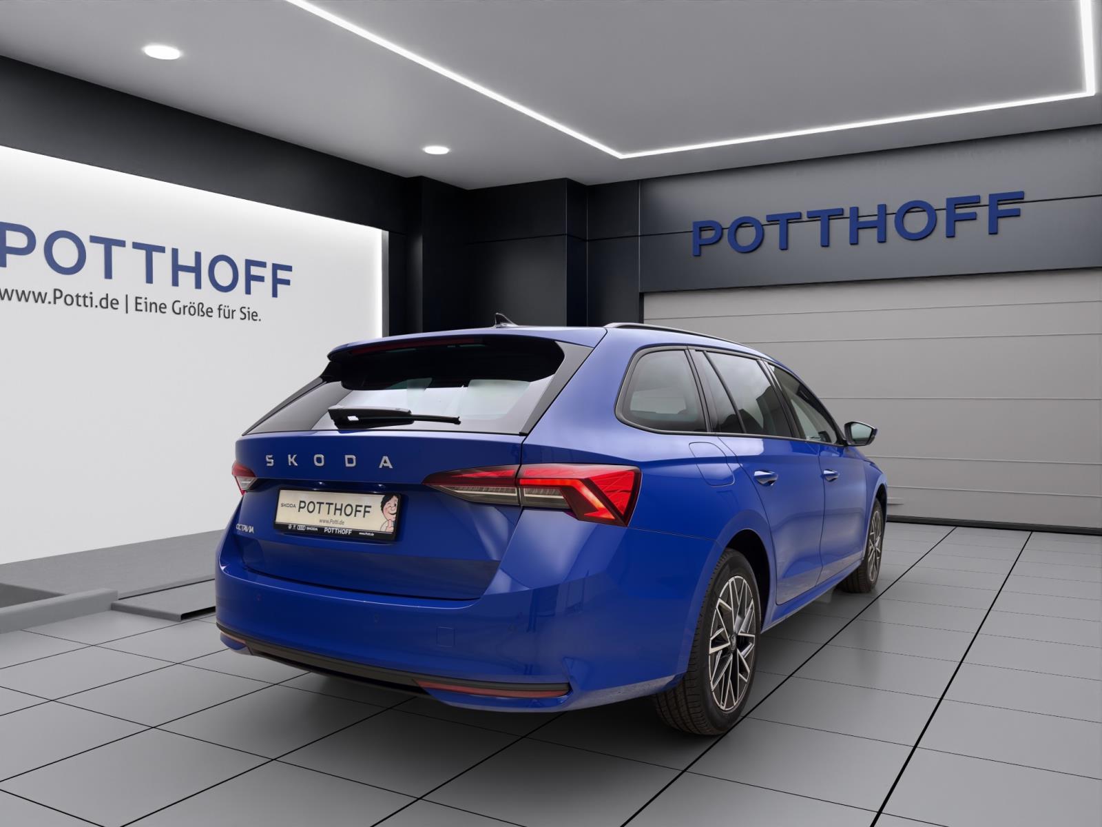 Skoda Octavia COMBI SELECTION NAV LED PDC V+H SHZ SMARTL. 17 WINTER-P.