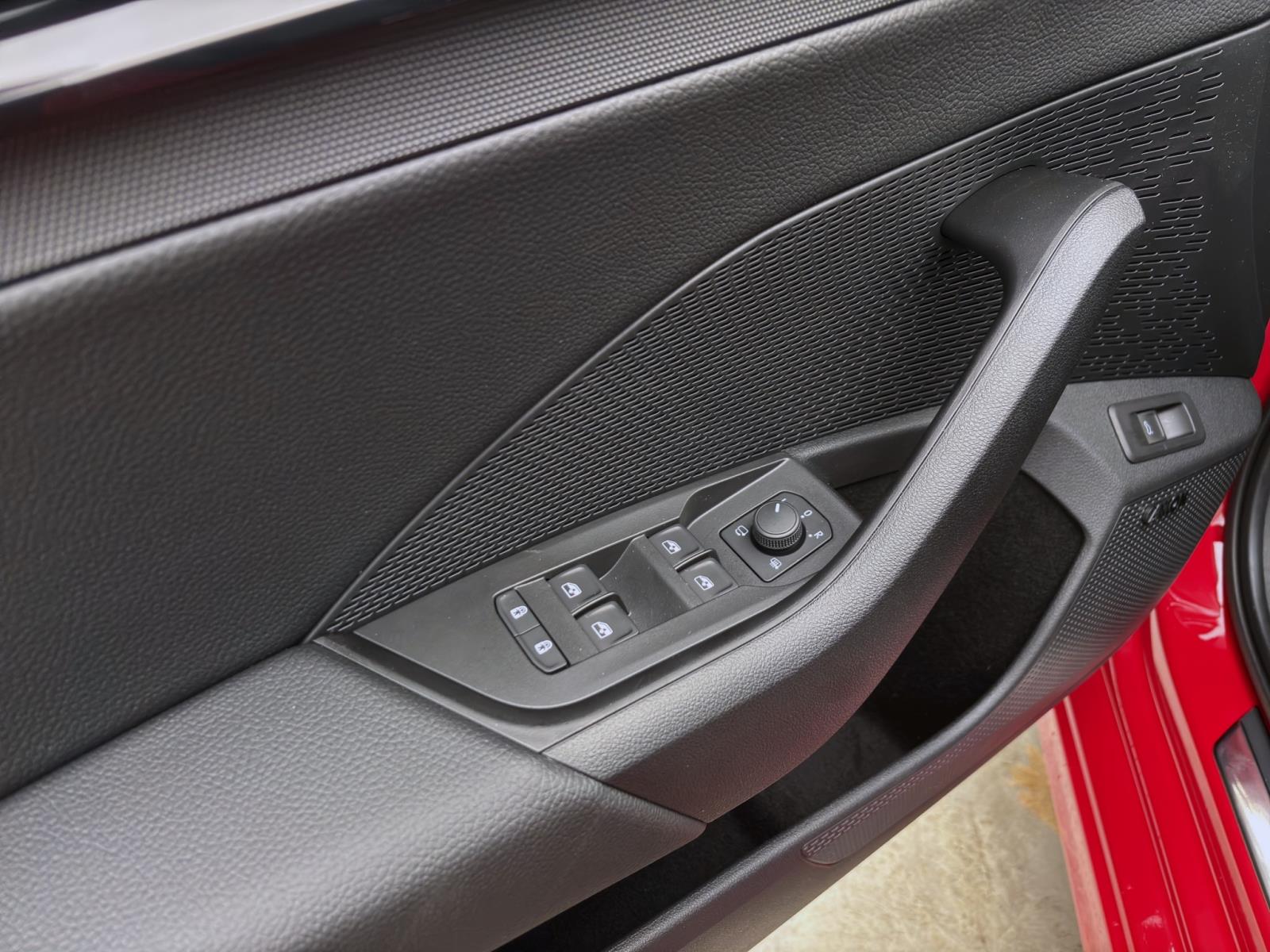 Skoda Octavia COMBI SPORTLINE NAV+ ACC KAM CANTON WINTER & KOMFORT-P.