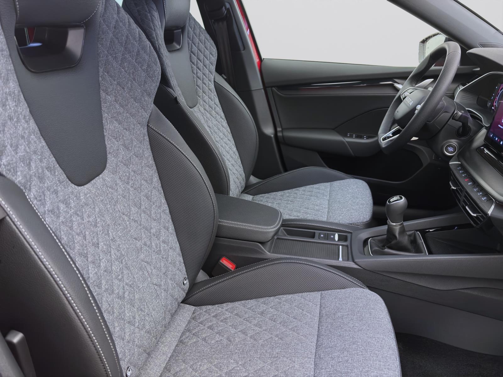 Skoda Octavia COMBI SPORTLINE NAV+ ACC KAM CANTON WINTER & KOMFORT-P.