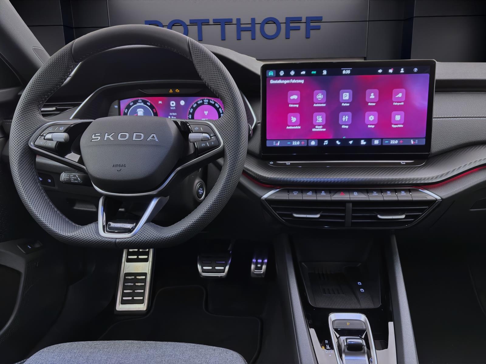 Skoda Octavia COMBI SPORTLINE DSG AHK STANDH pACC DCC HEAD-UP CANTON
