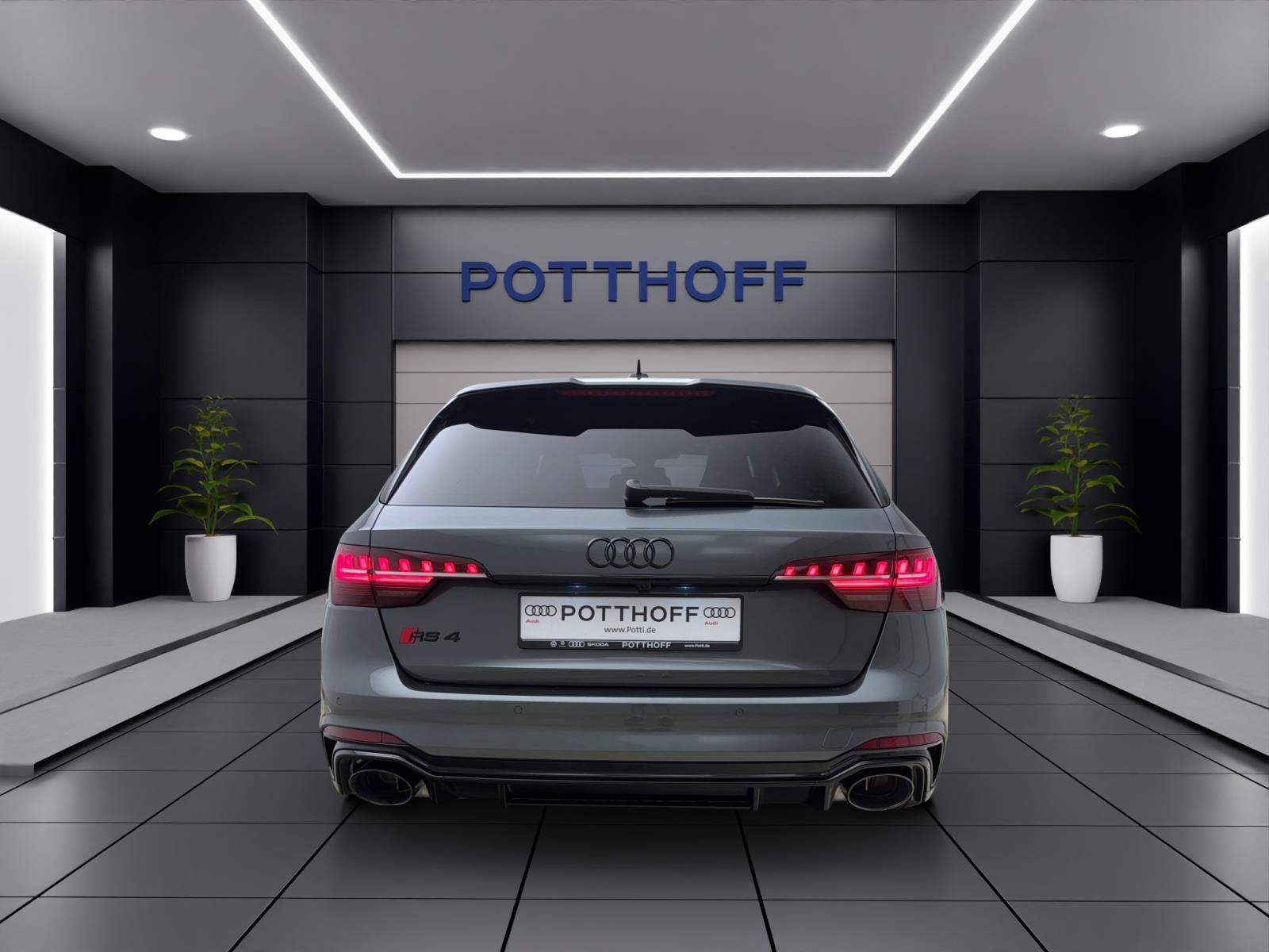 Audi RS4 Avant 2.9 TFSI quattro