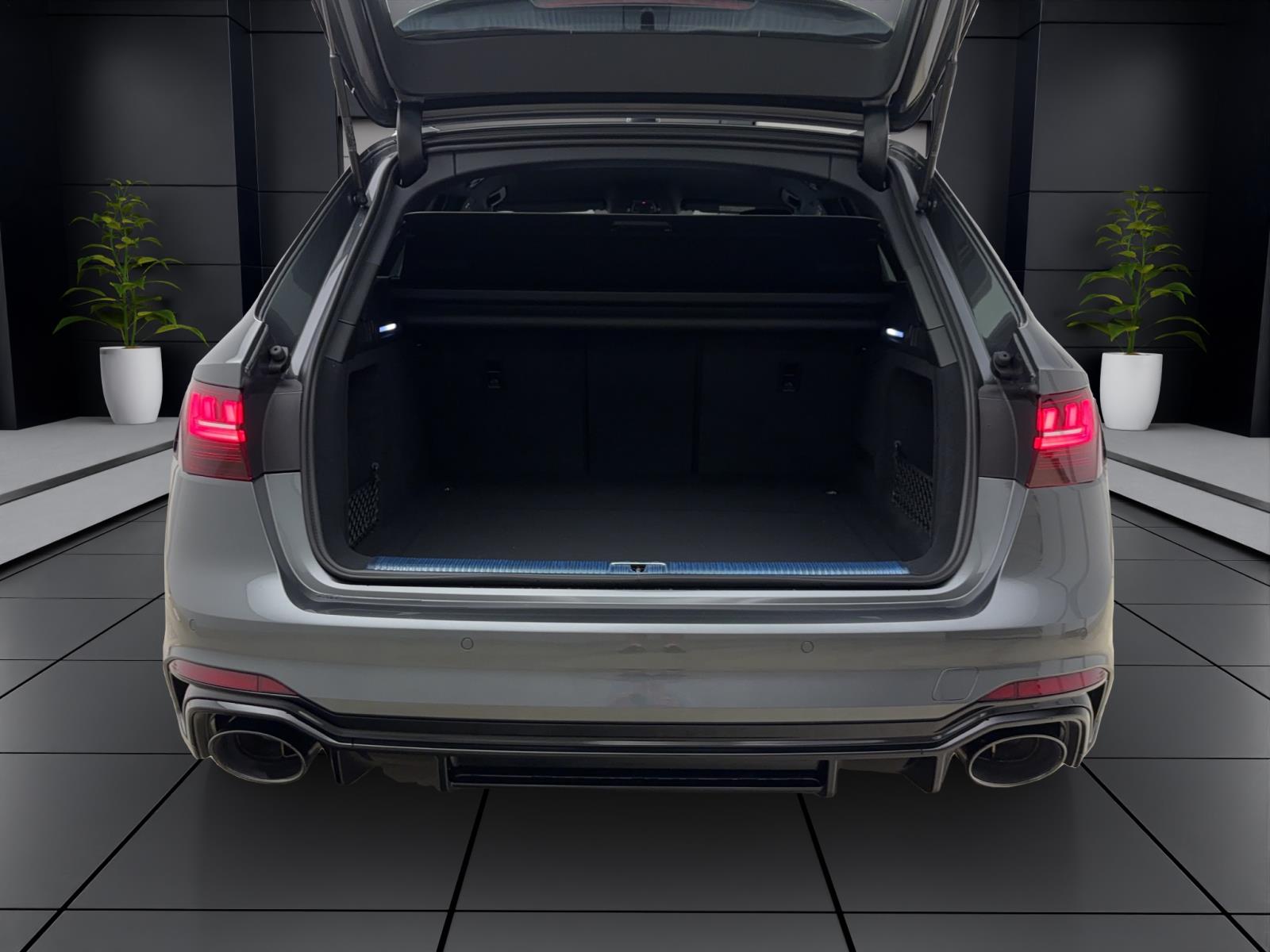 Audi RS4 Avant 2.9 TFSI quattro