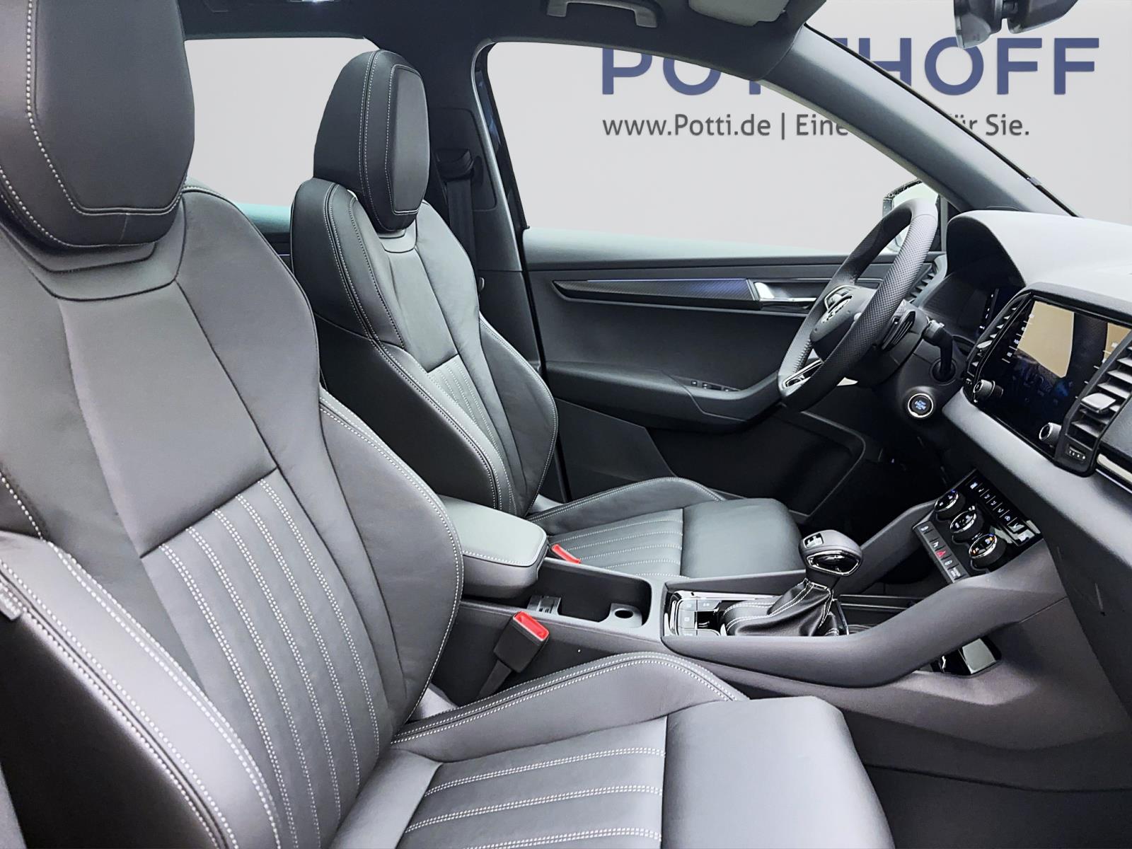 Skoda Karoq SPORTLINE 4X4 DSG SHK PANO STANDH NAV KAM ASSISTENZ+