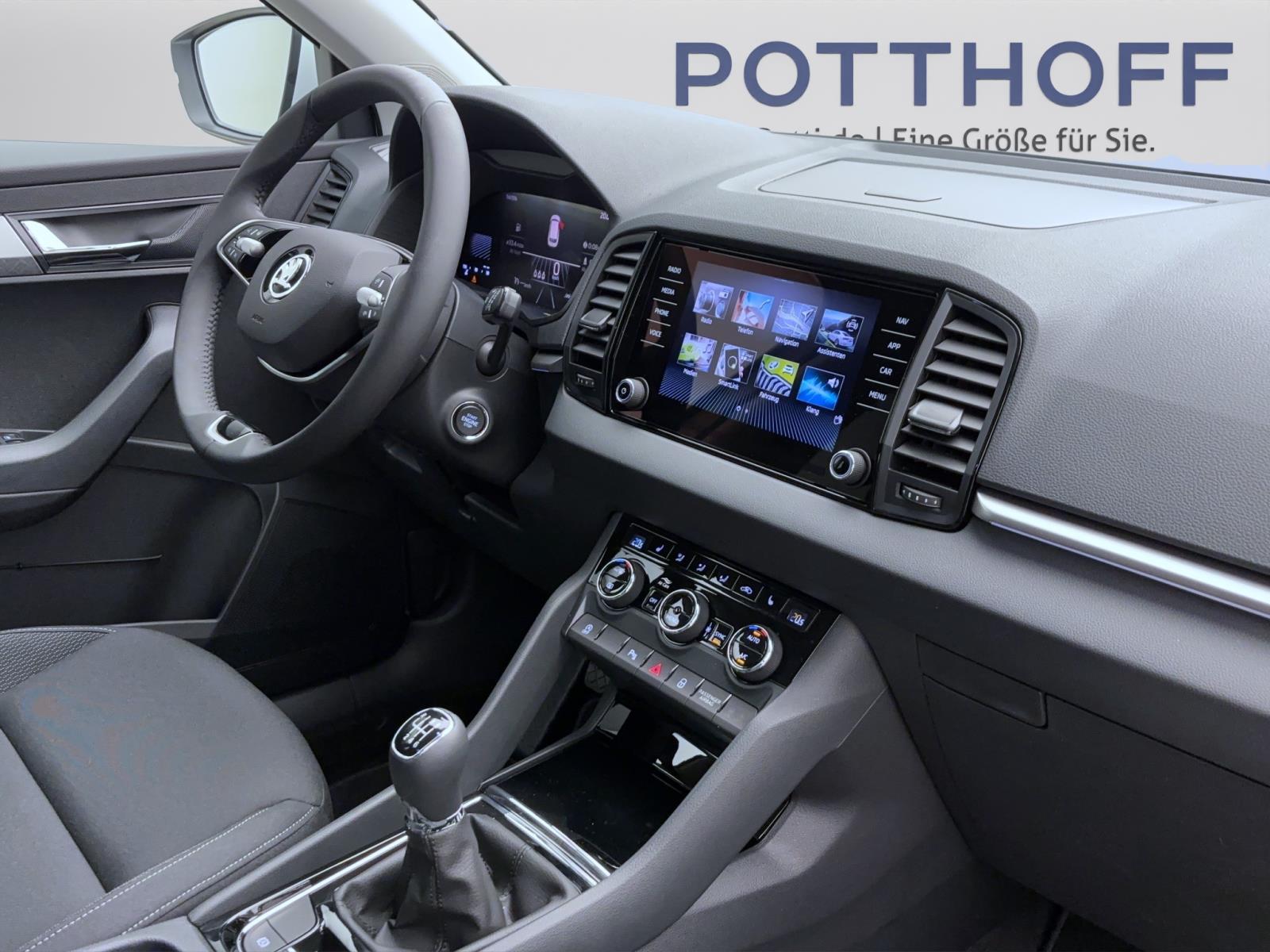 Skoda Karoq DRIVE AHK MATRIX SHZ PDC KAM SMARTL.