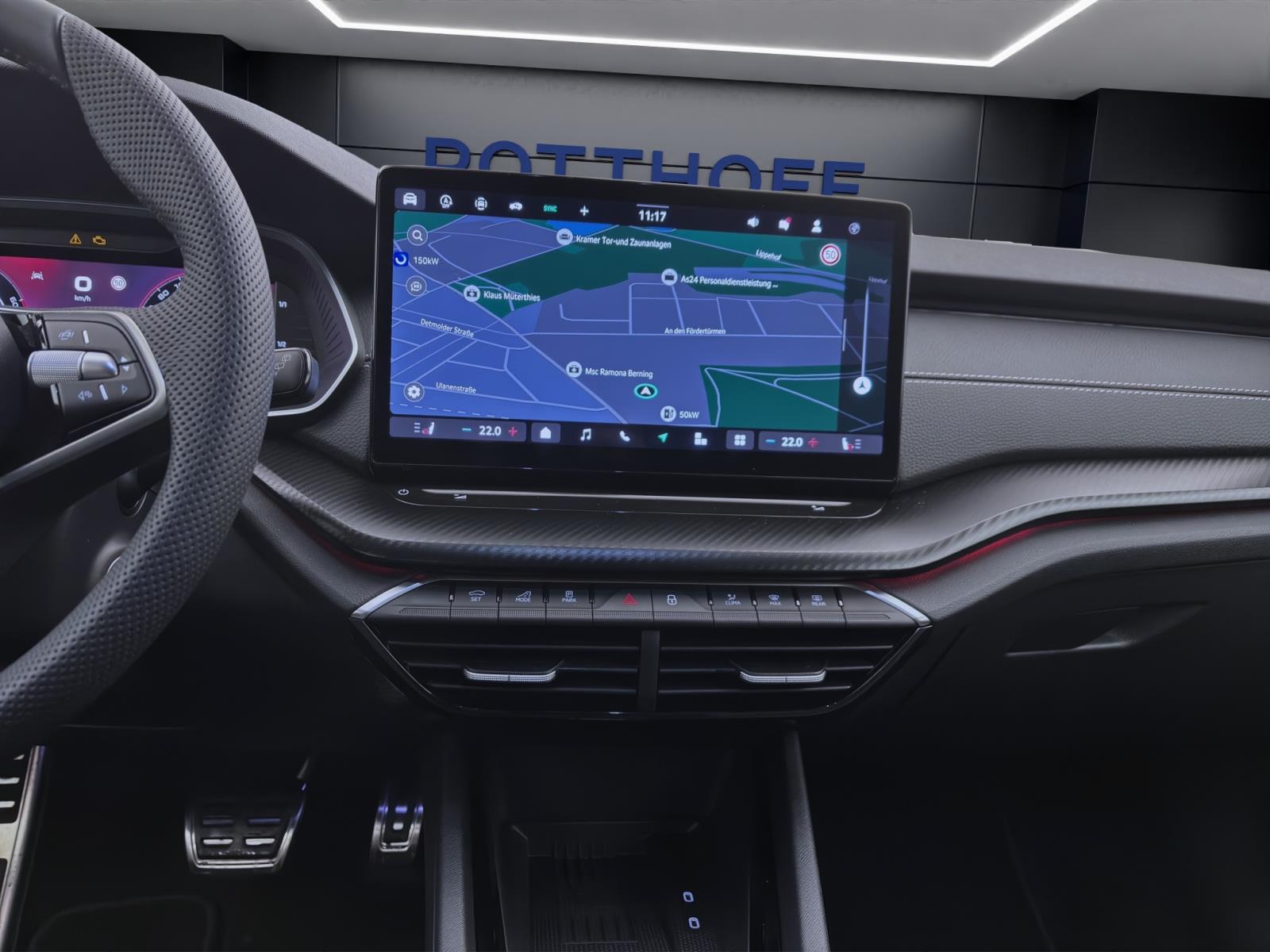 Skoda Octavia COMBI SPORTLINE DSG 18 NAV pACC HoD KAM