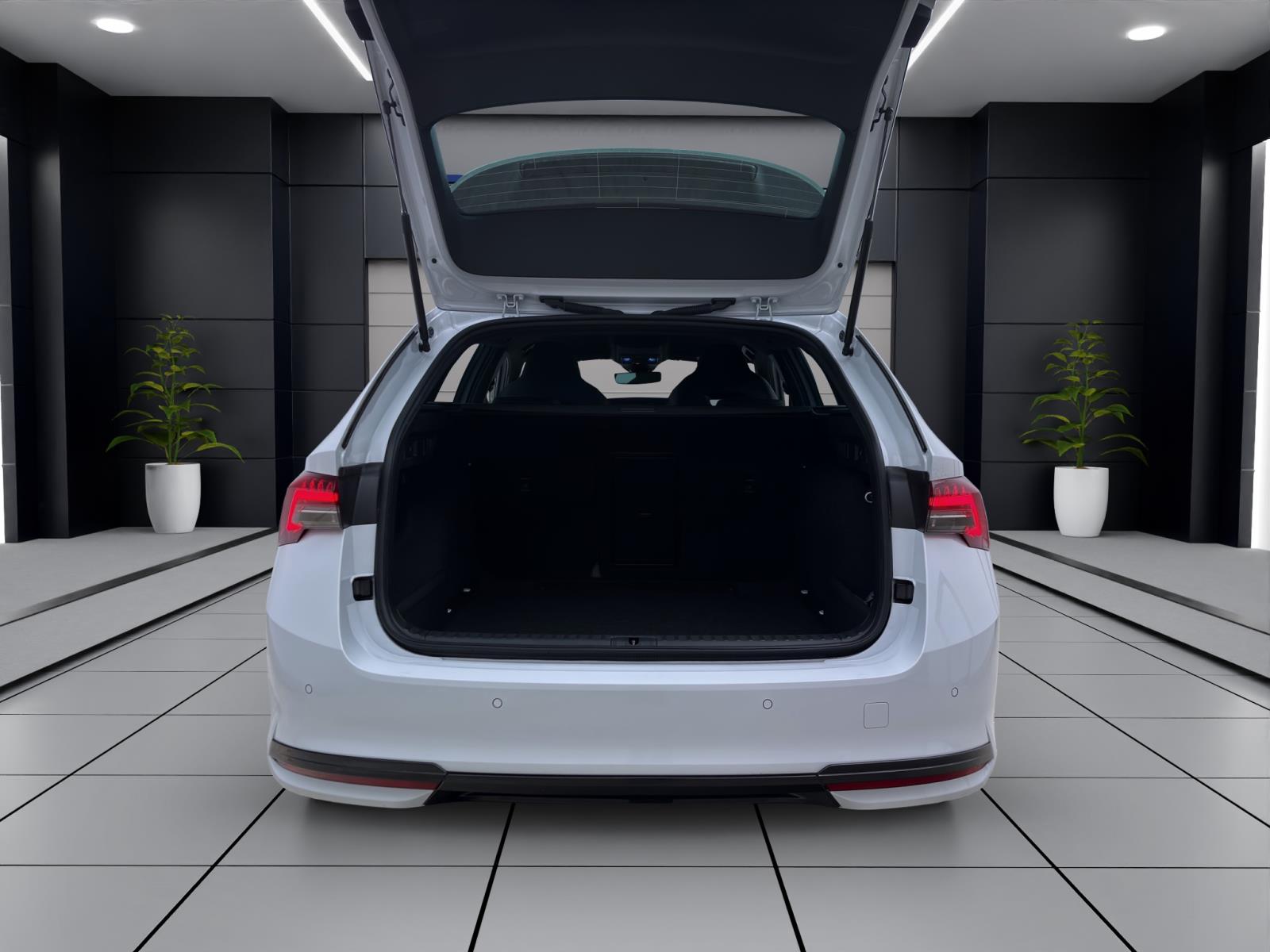 Skoda Octavia COMBI SPORTLINE DSG 18 KAM LED SMARTL. DIGITAL COCKPIT+