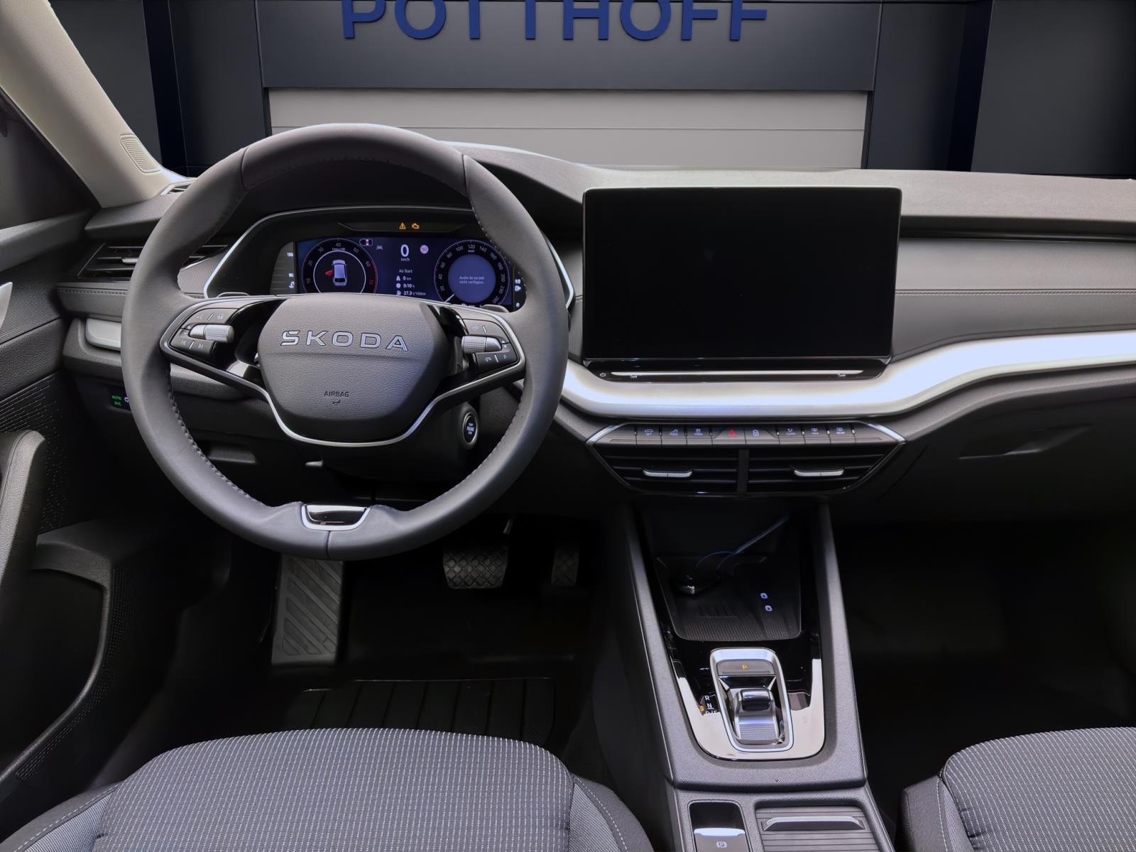 Skoda Octavia COMBI SELECTION DSG AHK NAV WINTER-P. PDC SMARTL.