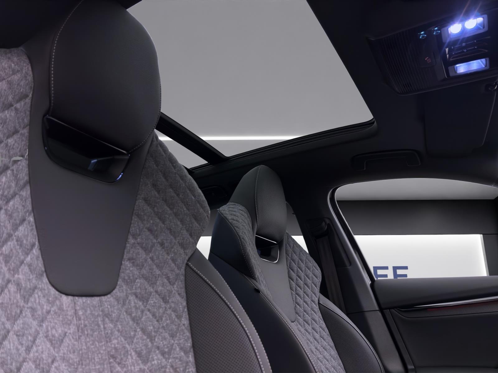 Skoda Octavia COMBI SPORTLINE DSG AHK PANO STANDH DCC pACC HoD MATRIX