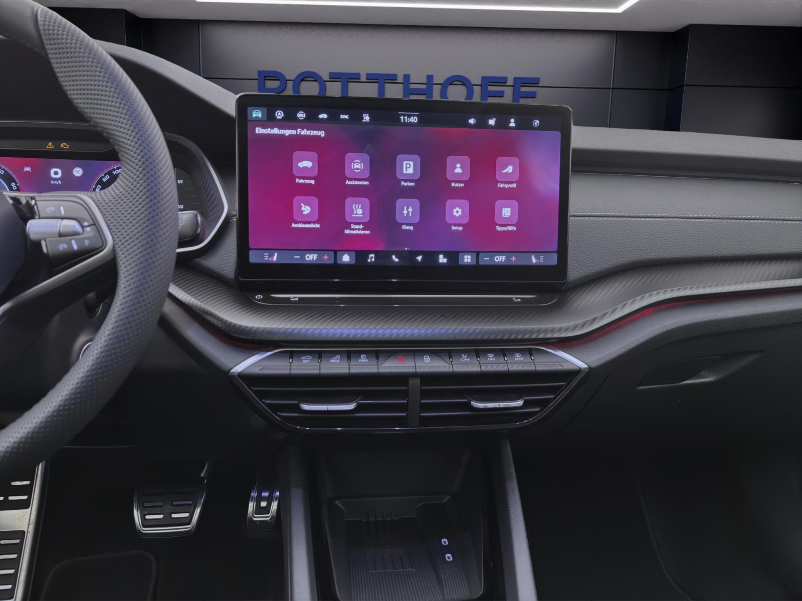 Skoda Octavia COMBI SPORTLINE DSG AHK PANO STANDH DCC pACC HoD MATRIX
