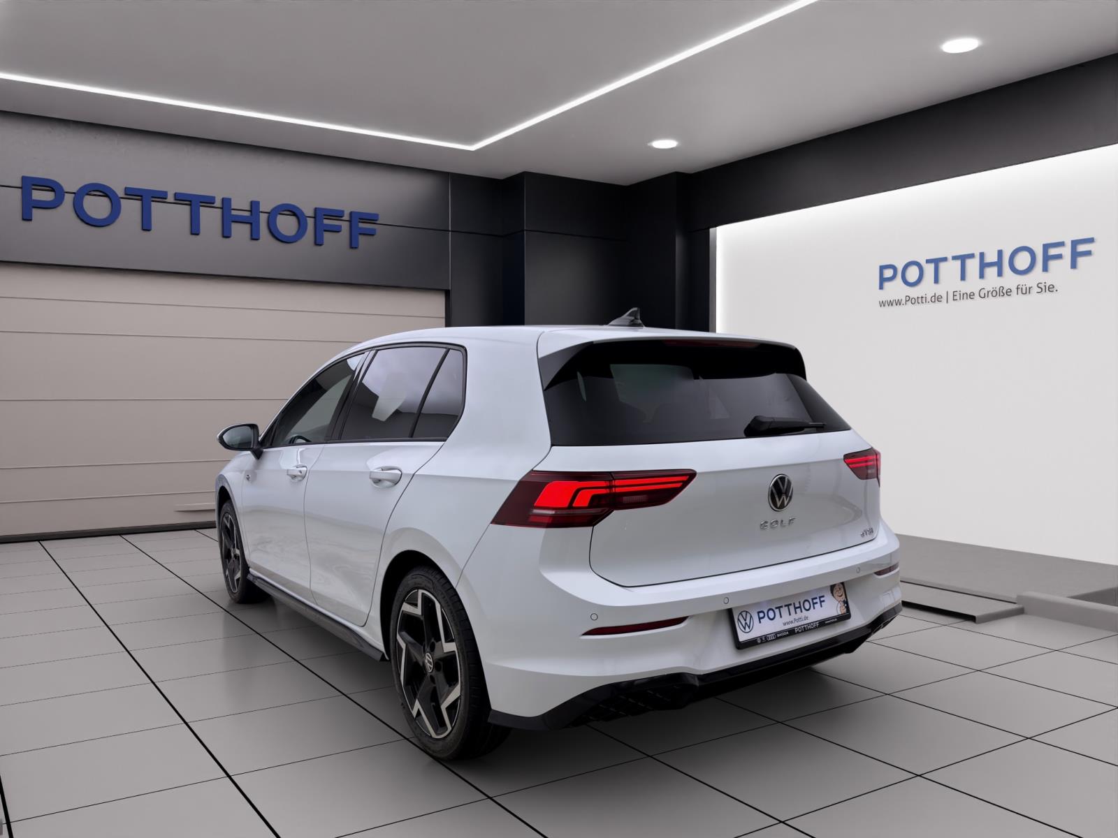 Volkswagen Golf 1.5 eTSI DSG R-LINE NAVI ACC HuD