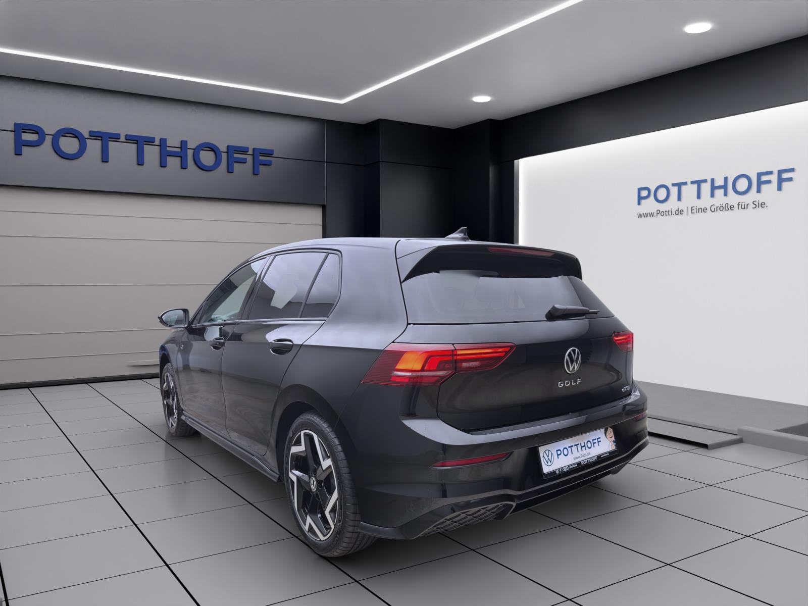 Volkswagen Golf 1.5 eTSI DSG R-LINE NAVI ACC HuD