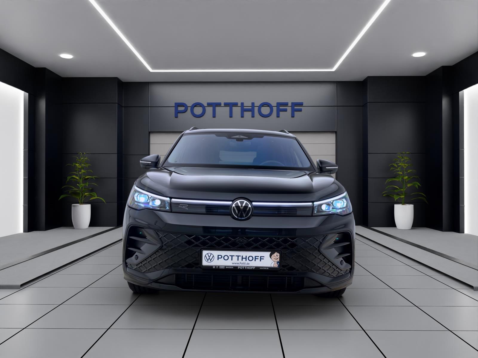 Volkswagen Tiguan 1.5 eTSI DSG R-LINE HARMAN LEDER PANO