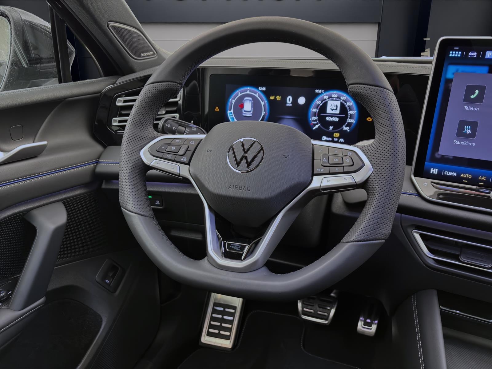 Volkswagen Tiguan 1.5 eTSI DSG R-LINE HARMAN LEDER PANO