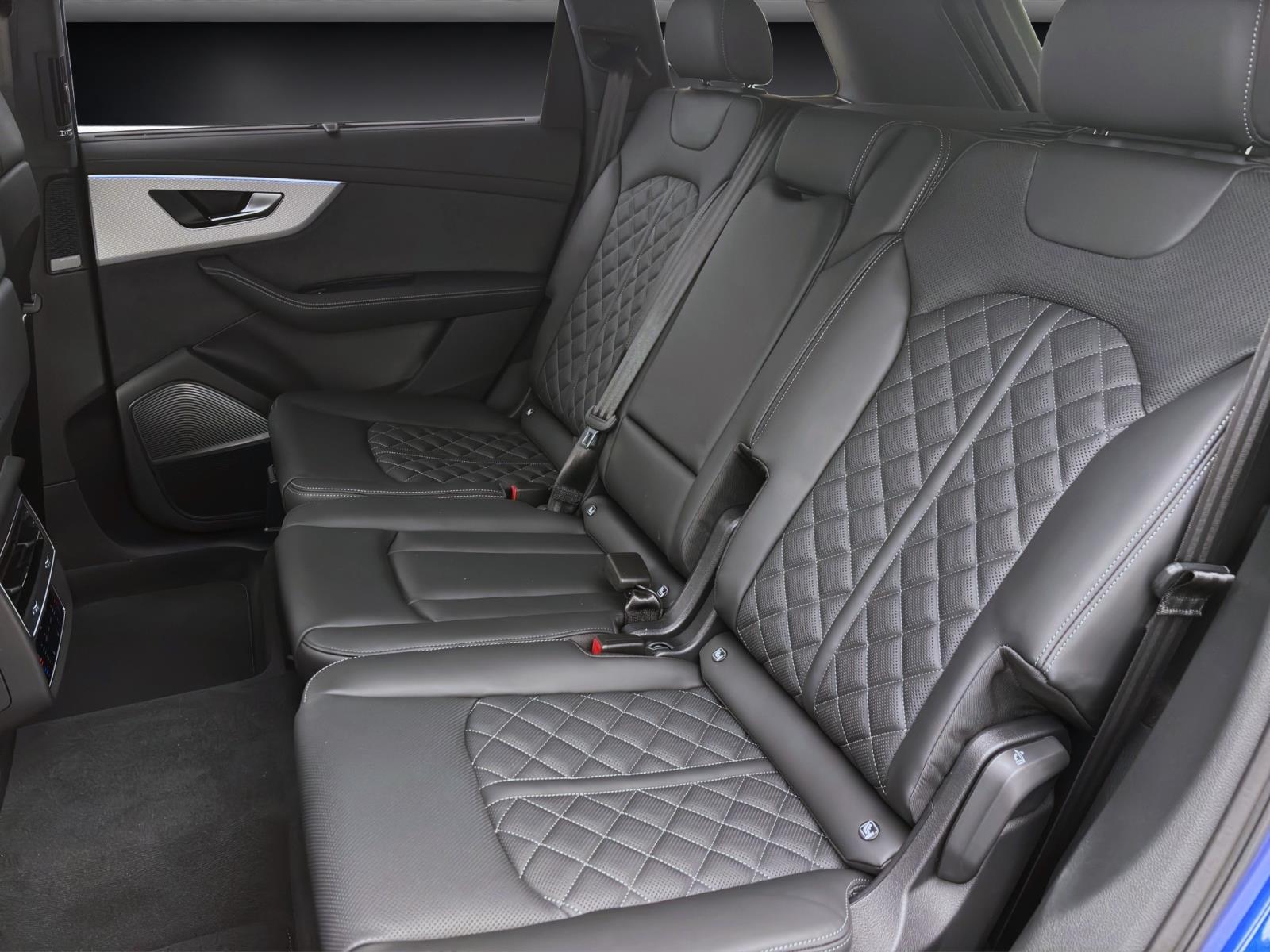Audi SQ7 SUV TFSI 373(507) kW(PS) tiptronic