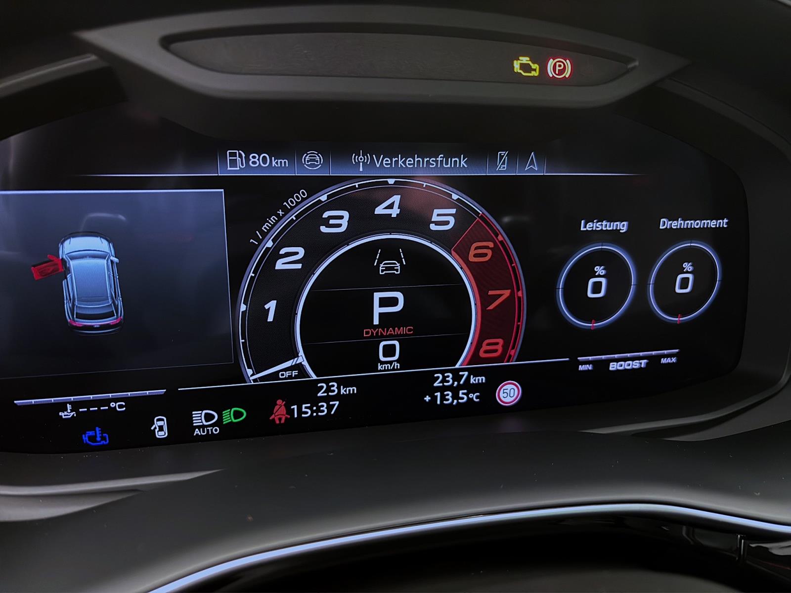 Audi RSQ8 SUV performance 471(640) kW(PS) tiptronic