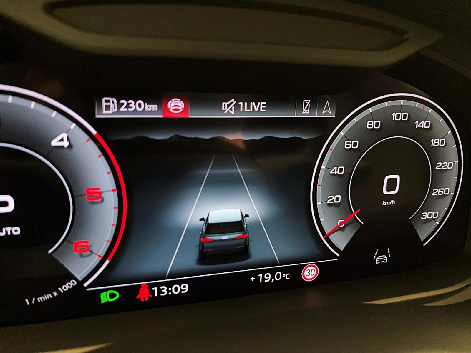 Audi Q7 SUV S line 50 TDI quattro 210(28