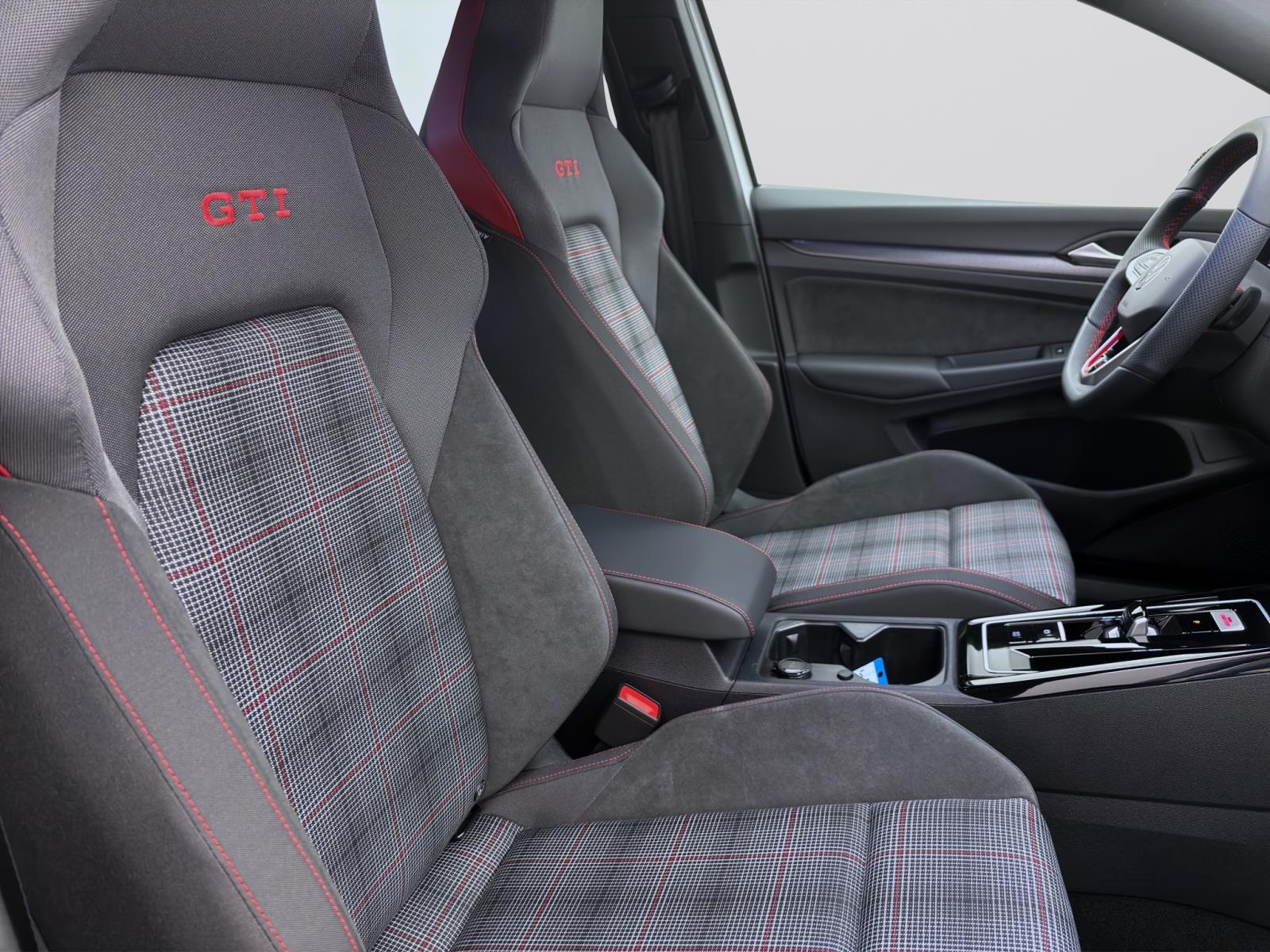 Volkswagen Golf GTI LED+ KAMERA NAVI HuD