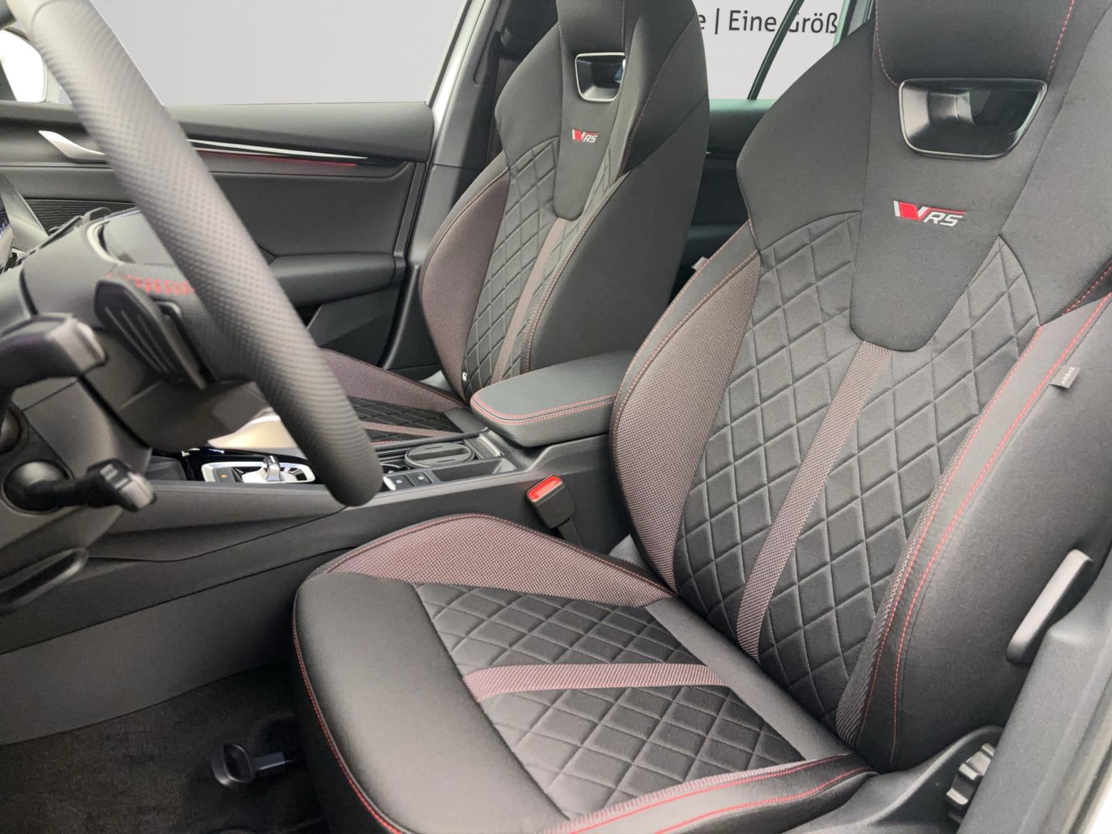 Skoda Octavia COMBI RS AHK CANTON ACC NAV KAM MATRIX WINTER-P.