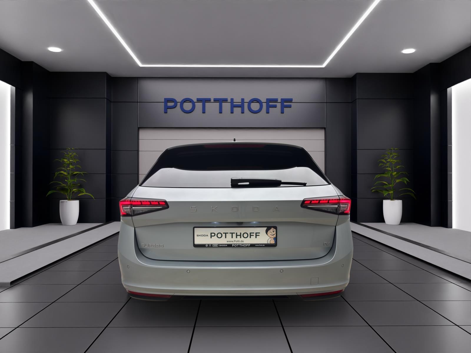 Skoda Superb COMBI iV L&K AHK NAV DCC CANTON 18 KAM MATRIX