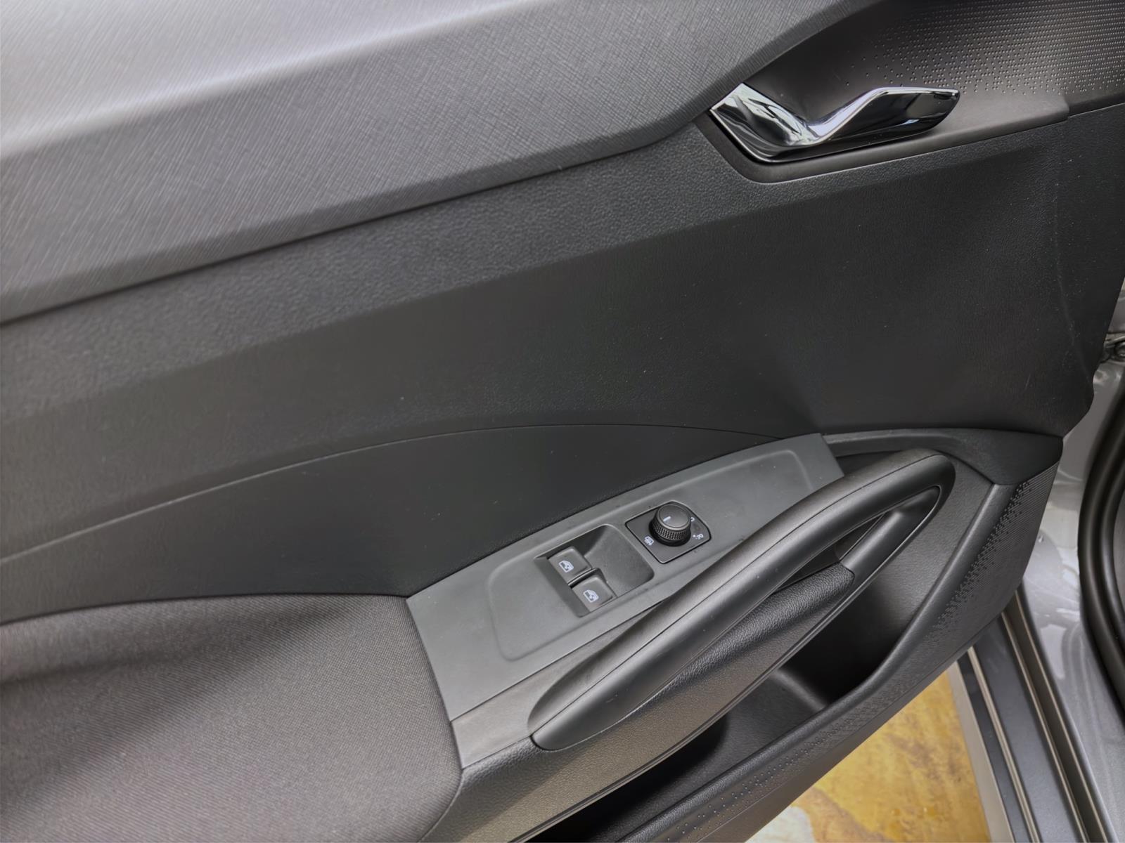 Skoda Fabia ESSENCE LED PDC SHZ KLIMA DIG-COCKPIT