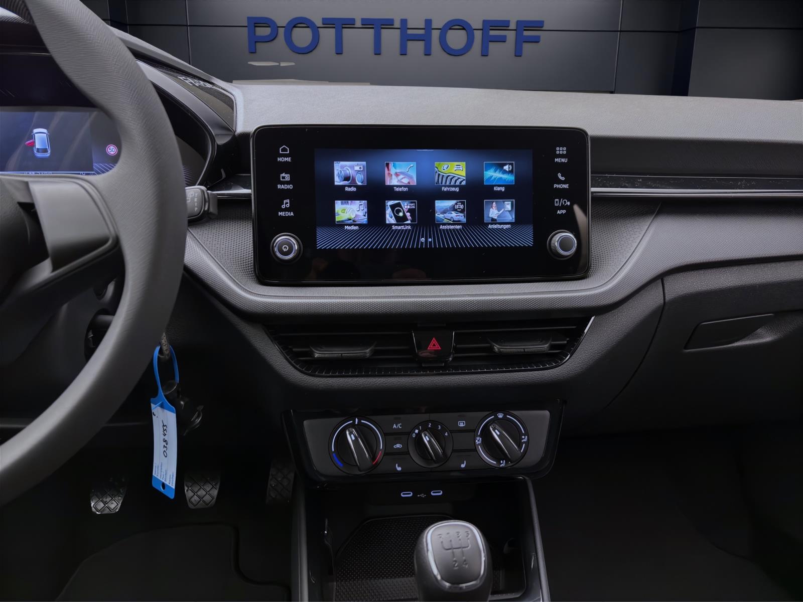 Skoda Fabia ESSENCE LED PDC SHZ KLIMA DIG-COCKPIT