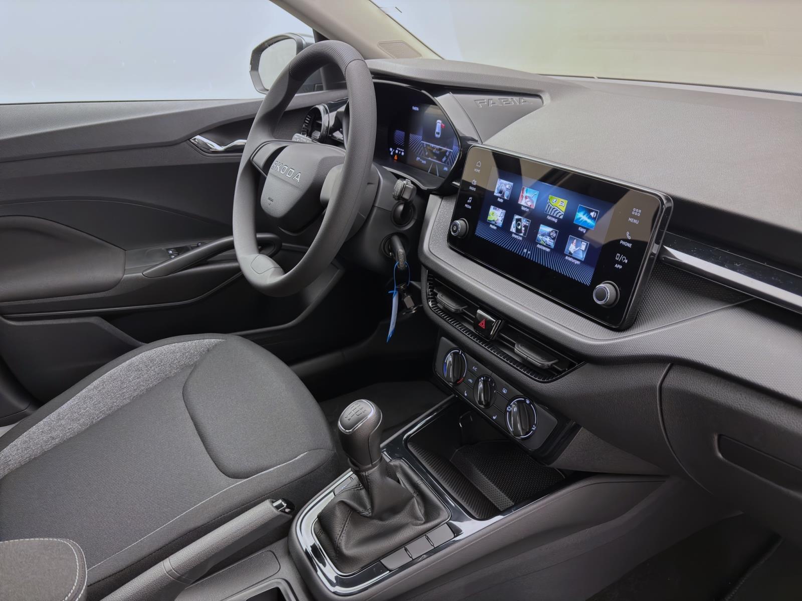 Skoda Fabia ESSENCE LED PDC SHZ KLIMA DIG-COCKPIT