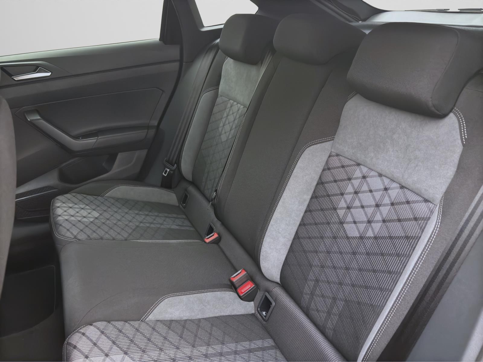 Volkswagen Taigo 1.0 TSI R-LINE PDC MATRIX KAMERA LM17