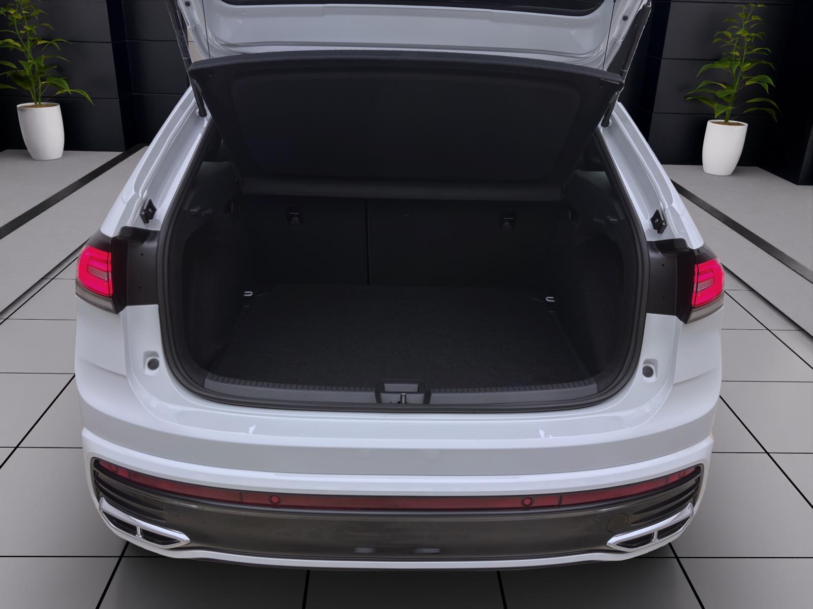 Volkswagen Taigo 1.0 TSI R-LINE PDC MATRIX KAMERA LM17