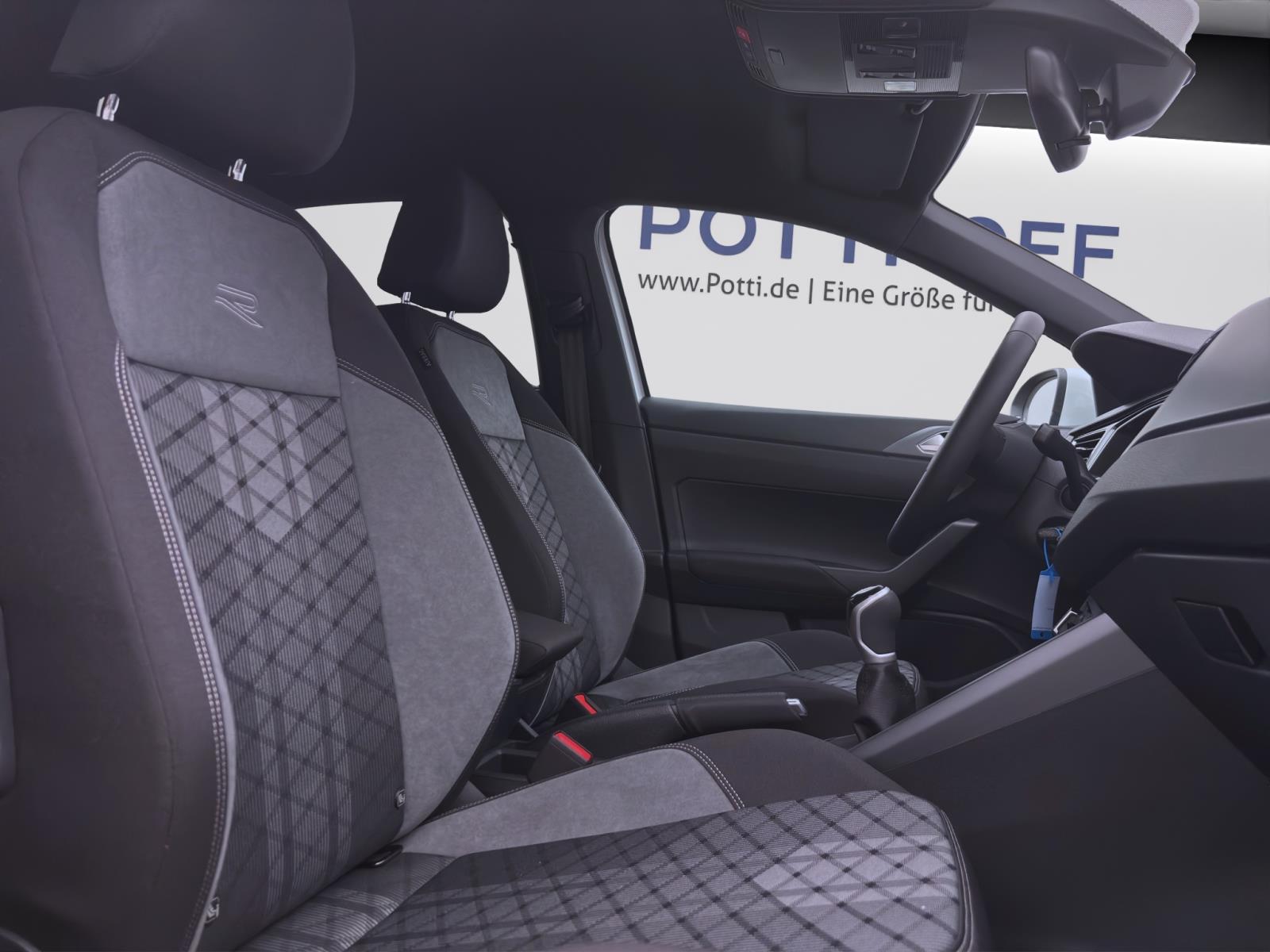 Volkswagen Taigo 1.0 TSI R-LINE PDC MATRIX KAMERA LM17