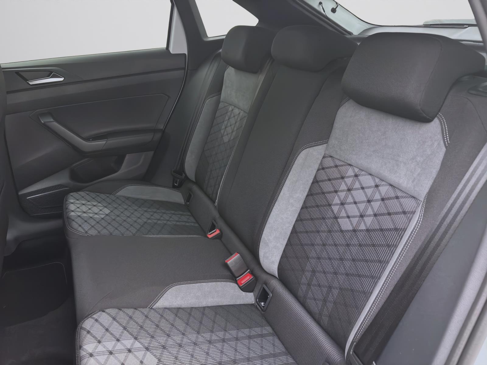 Volkswagen Taigo 1.0 TSI R-LINE PDC MATRIX KAMERA LM17