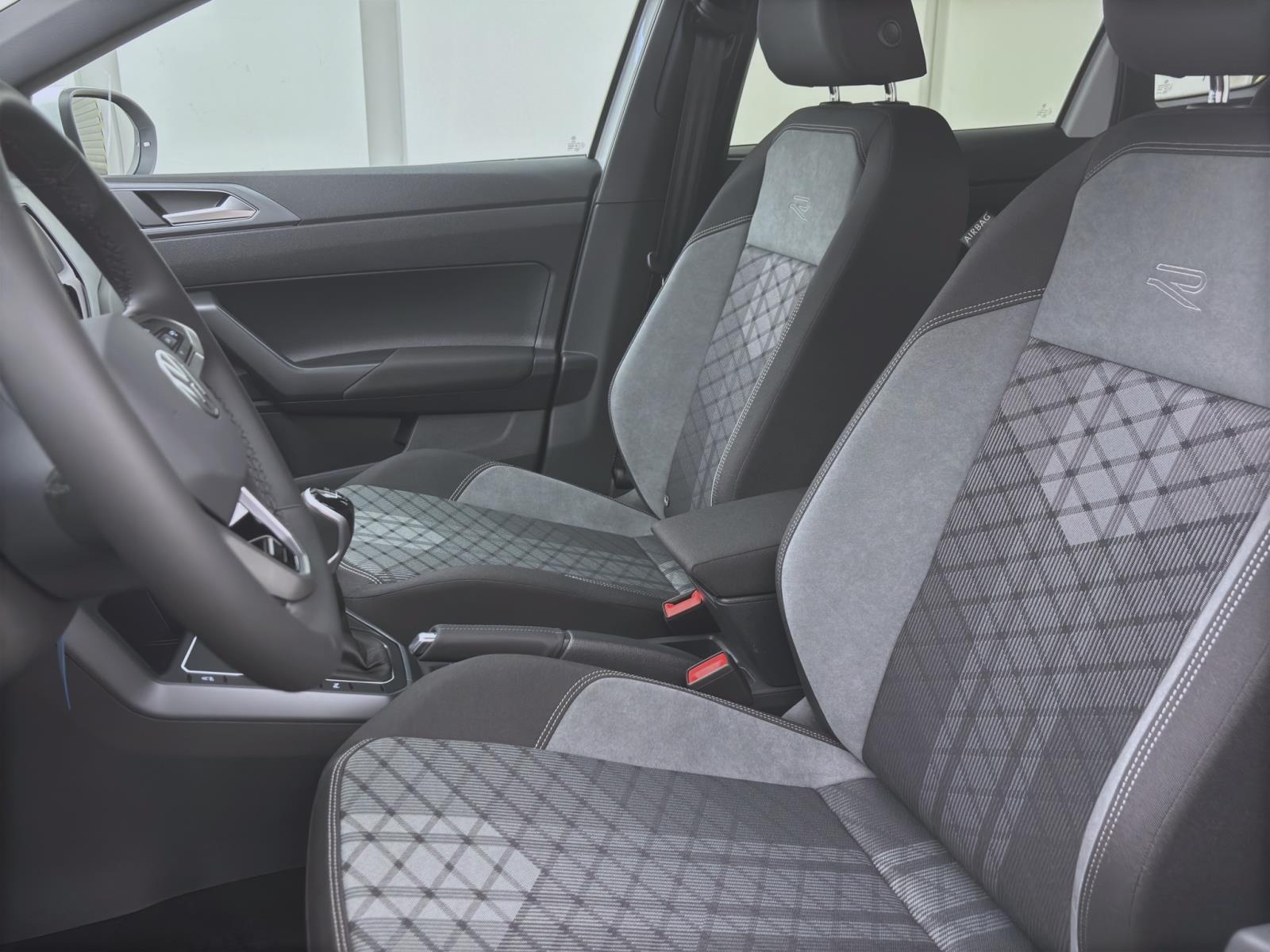 Volkswagen Taigo 1.0 TSI R-LINE PDC MATRIX KAMERA LM17