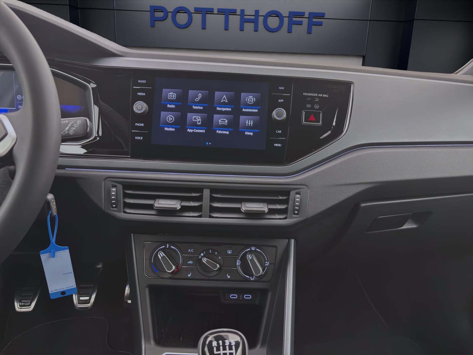 Volkswagen Taigo 1.0 TSI R-LINE PDC MATRIX KAMERA LM17