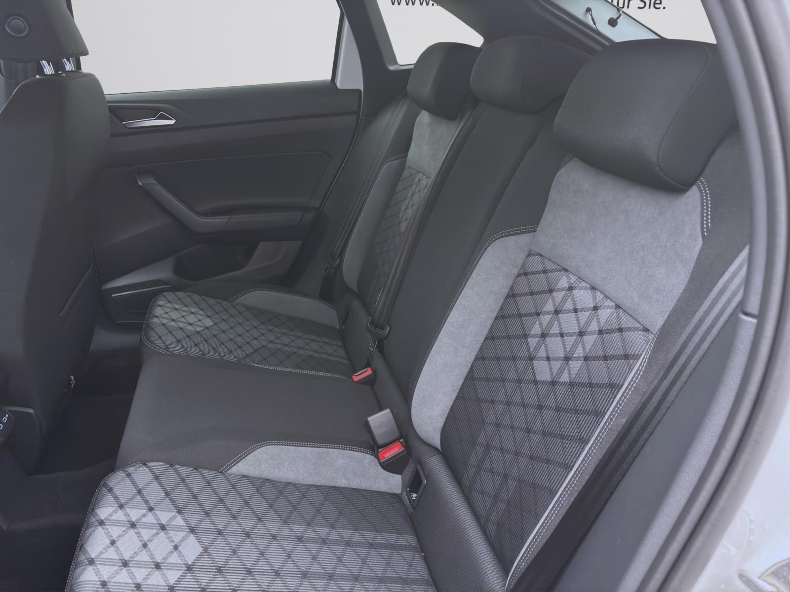 Volkswagen Taigo 1.0 TSI R-LINE PDC MATRIX KAMERA LM17
