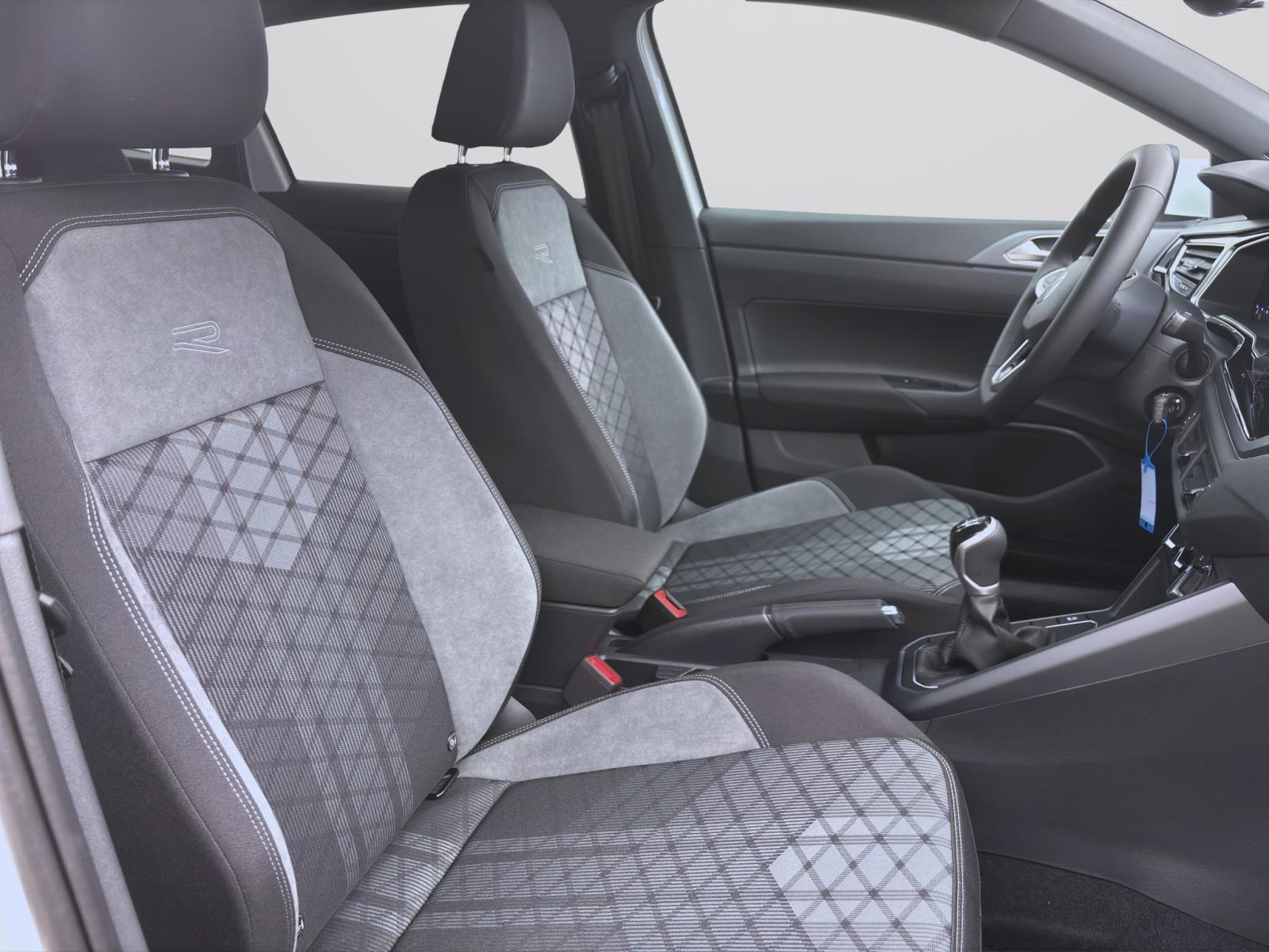 Volkswagen Taigo 1.0 TSI R-LINE PDC MATRIX KAMERA LM17