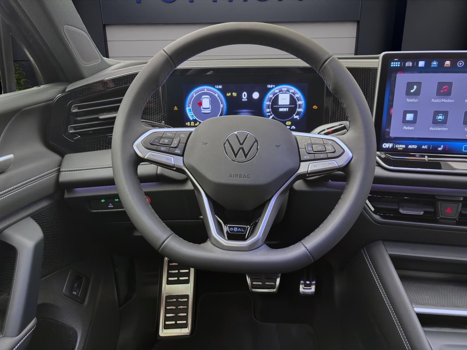 Volkswagen Tiguan 2.0 TDI DSG GOAL NAVI AHK LM18 KLIMA