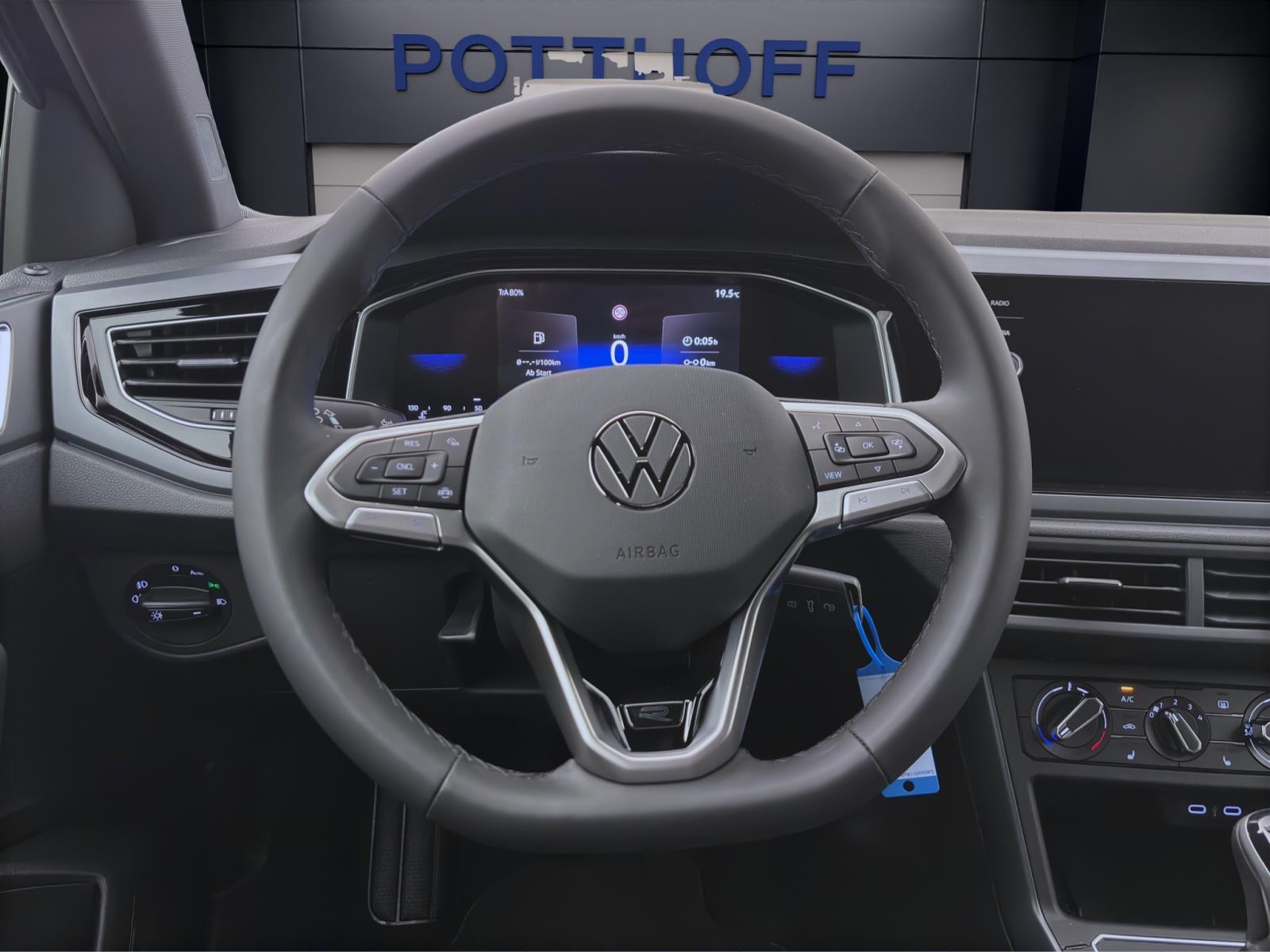 Volkswagen Taigo 1.0 TSI R-LINE PDC MATRIX KAMERA LM17