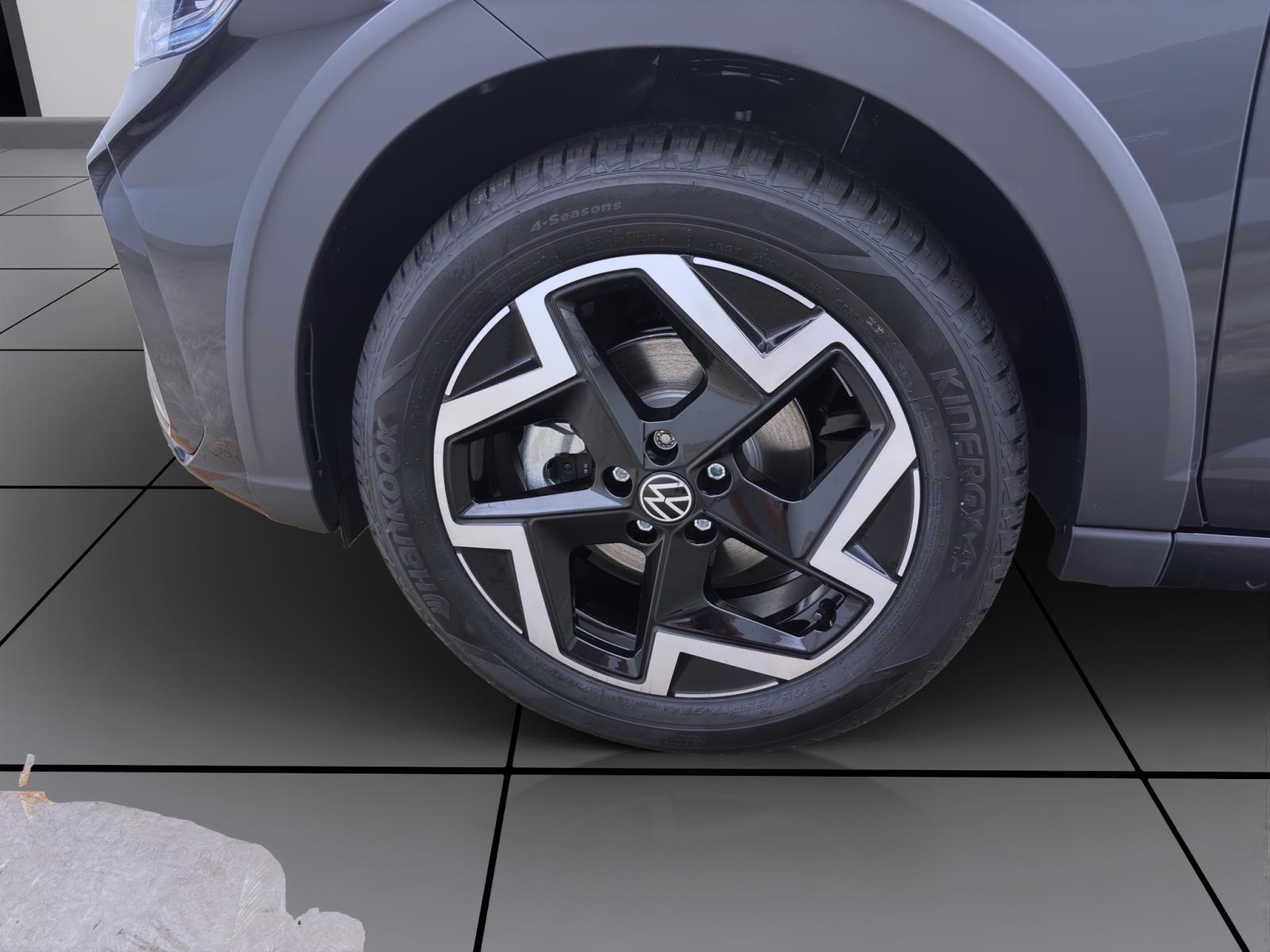 Volkswagen Taigo 1.0 TSI R-LINE PDC MATRIX KAMERA LM17