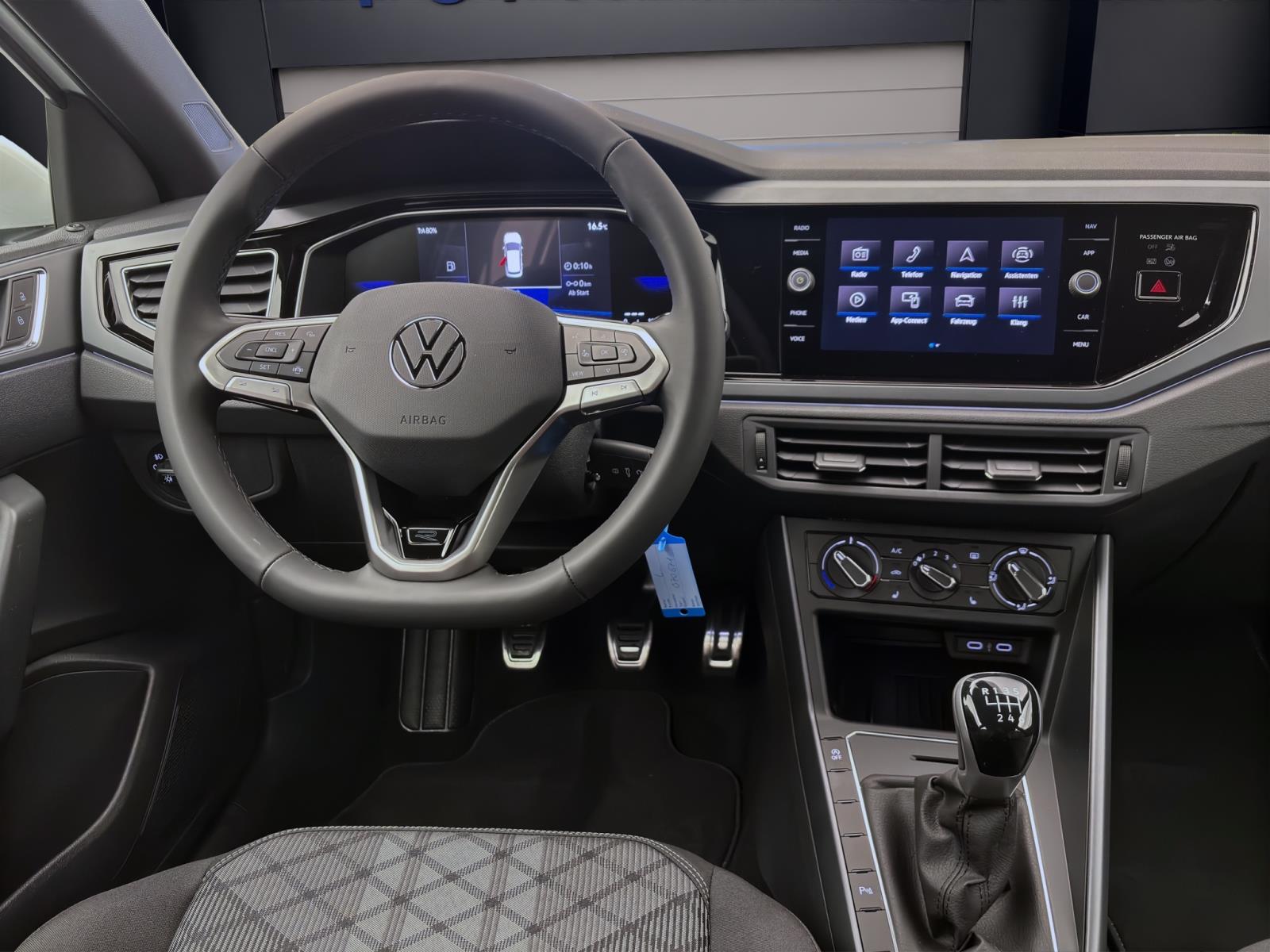 Volkswagen Taigo 1.0 TSI R-LINE PDC MATRIX KAMERA LM17