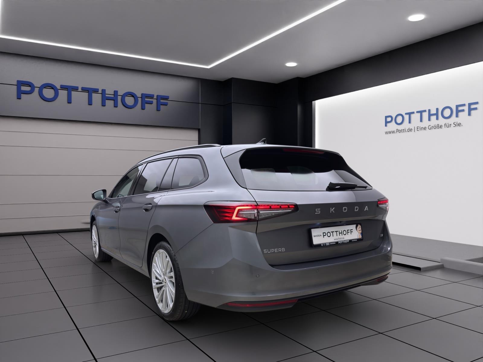 Skoda Superb COMBI iV SELECTION AHK PANO NAV DCC 19 CANTON ASSISTENZ+