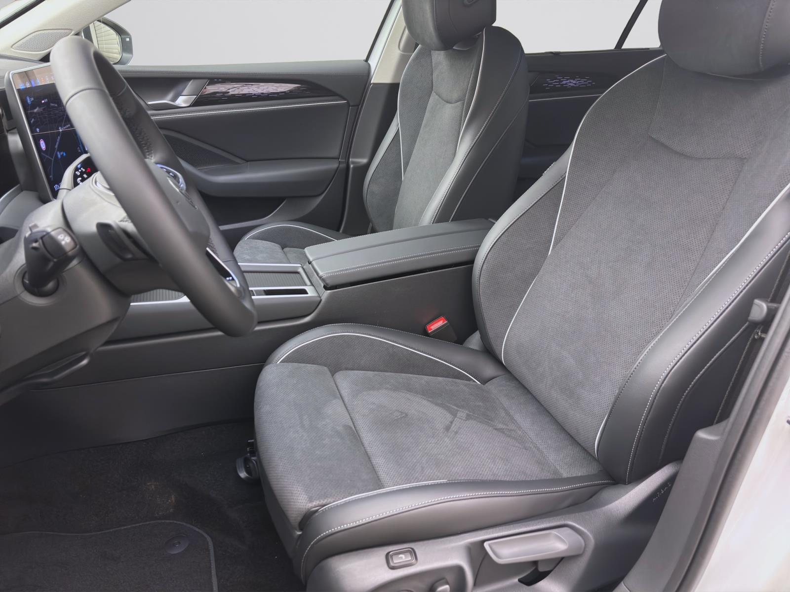Volkswagen Passat Variant 2.0 TDI DSG BUSINESS NAVI AHK