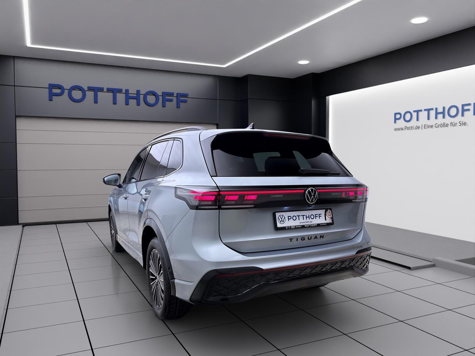 Volkswagen Tiguan 2.0 TDI DSG R-LINE NAVI AHK