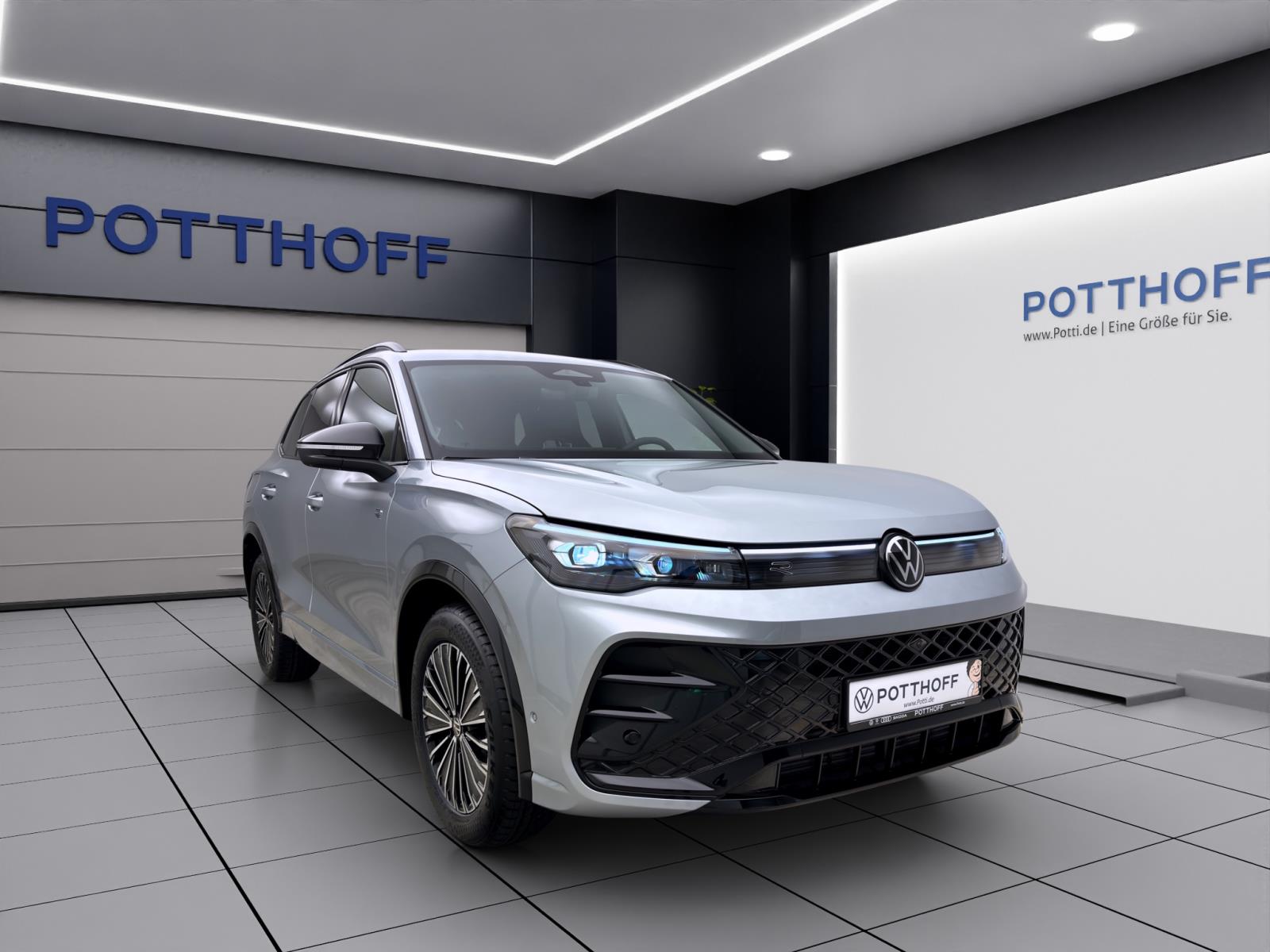 Volkswagen Tiguan 2.0 TDI DSG R-LINE NAVI AHK