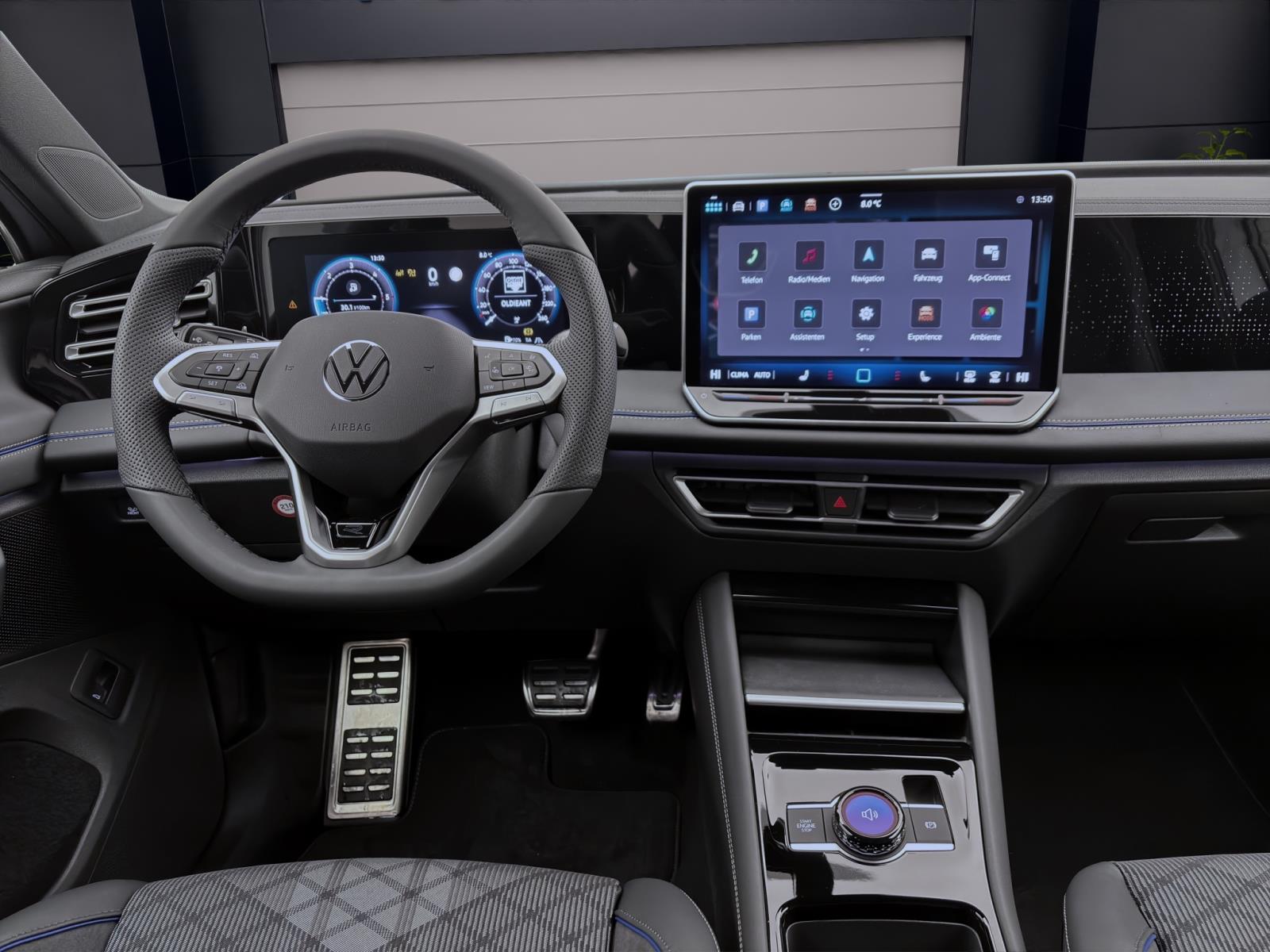 Volkswagen Tiguan 2.0 TDI DSG R-LINE NAVI AHK