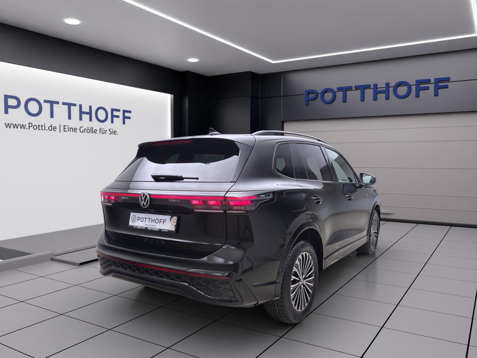 Volkswagen Tiguan 2.0 TDI DSG R-LINE NAVI AHK