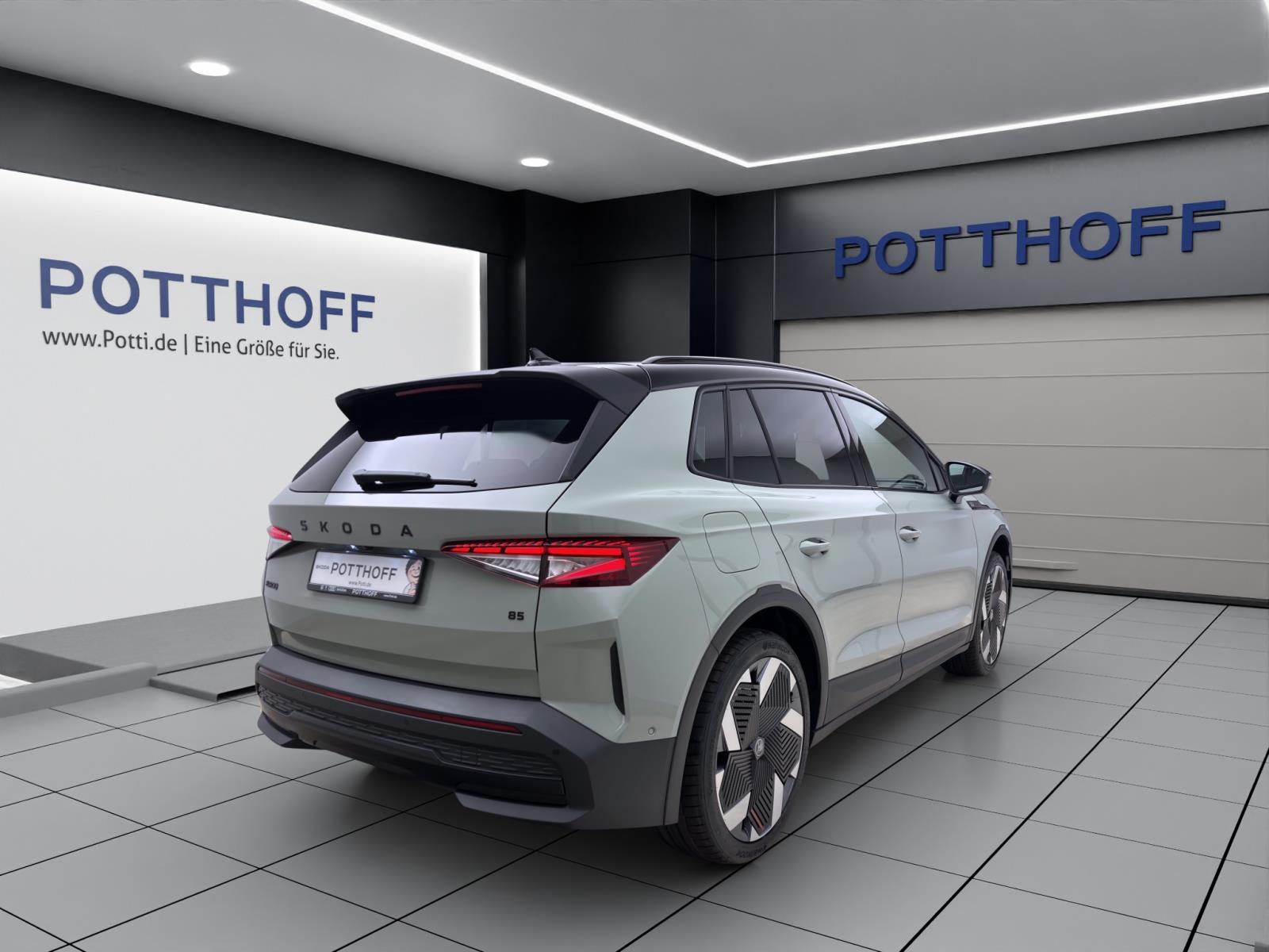 Skoda Elroq 85 FIRST EDITION MAXX AHK pACC 21 NAV WÄRMEP. MATRIX