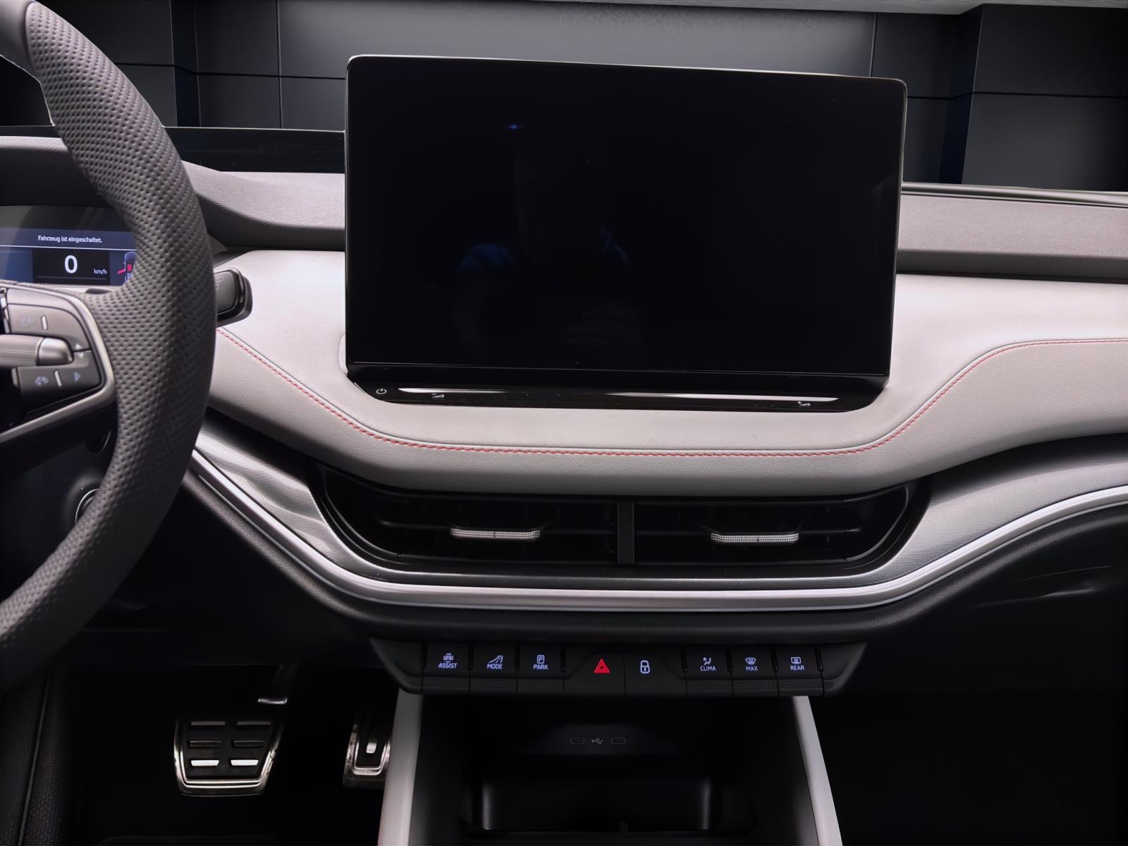 Skoda Elroq 85 FIRST EDITION MAXX AHK pACC 21 NAV WÄRMEP. MATRIX